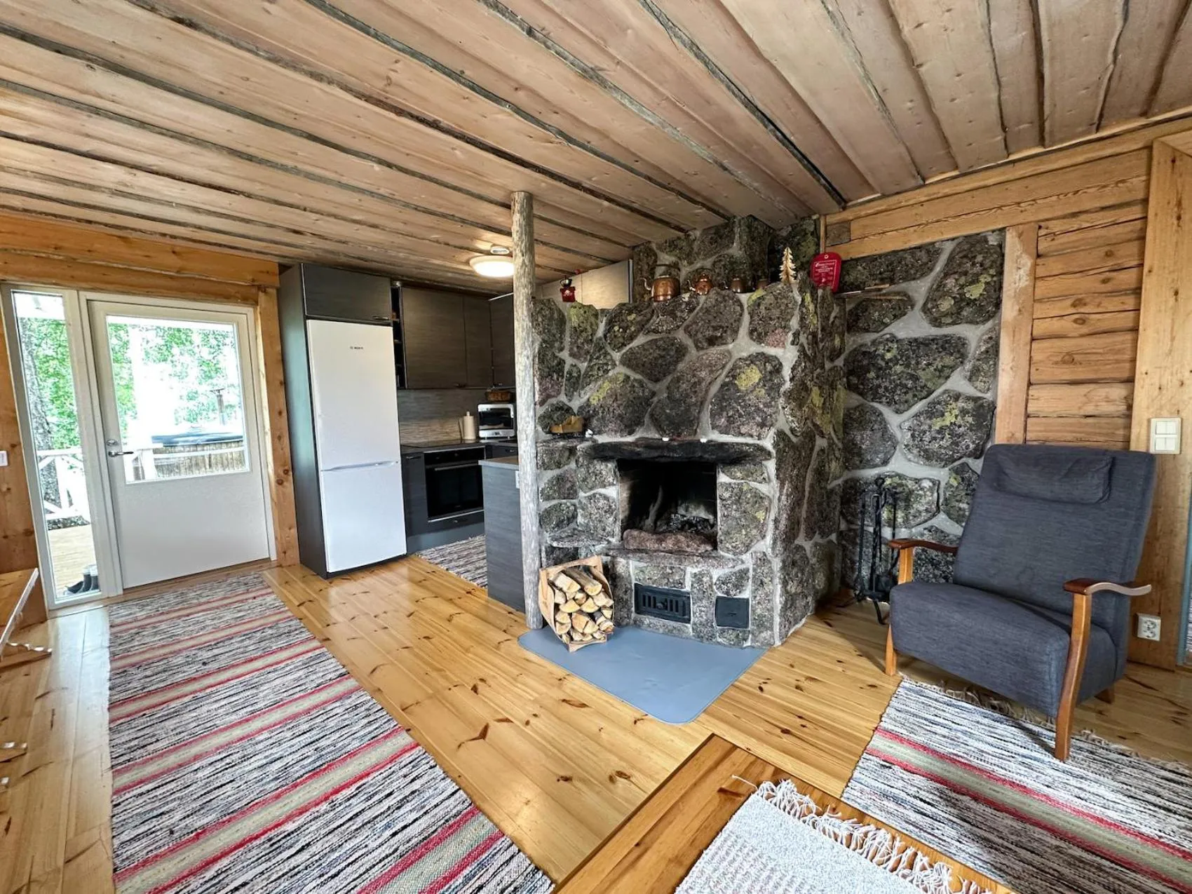 Living room in Napapiirin Järvilomat