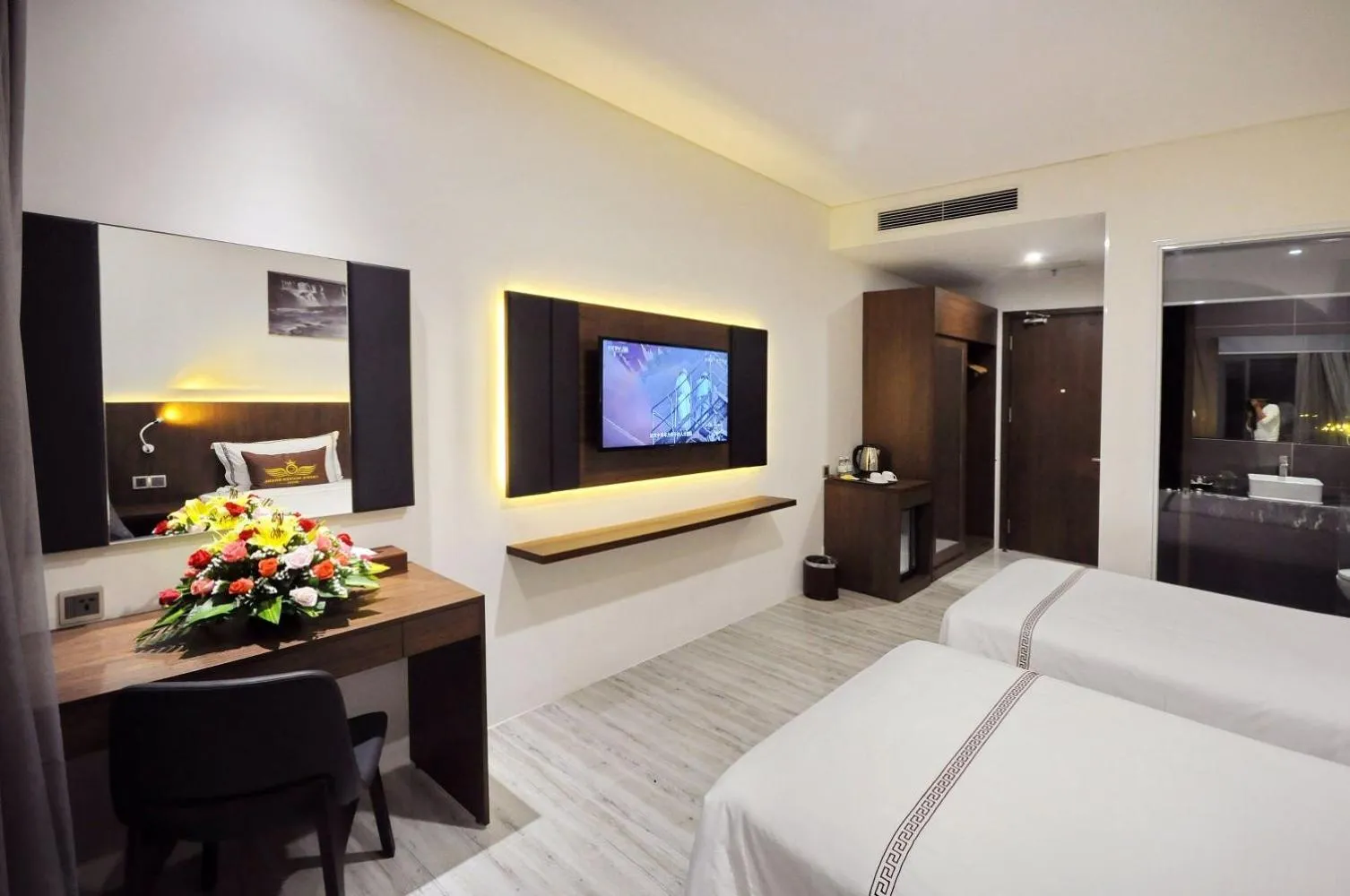 Communal lounge/ TV room, Bed in Crown Nguyen Hoang Hotel