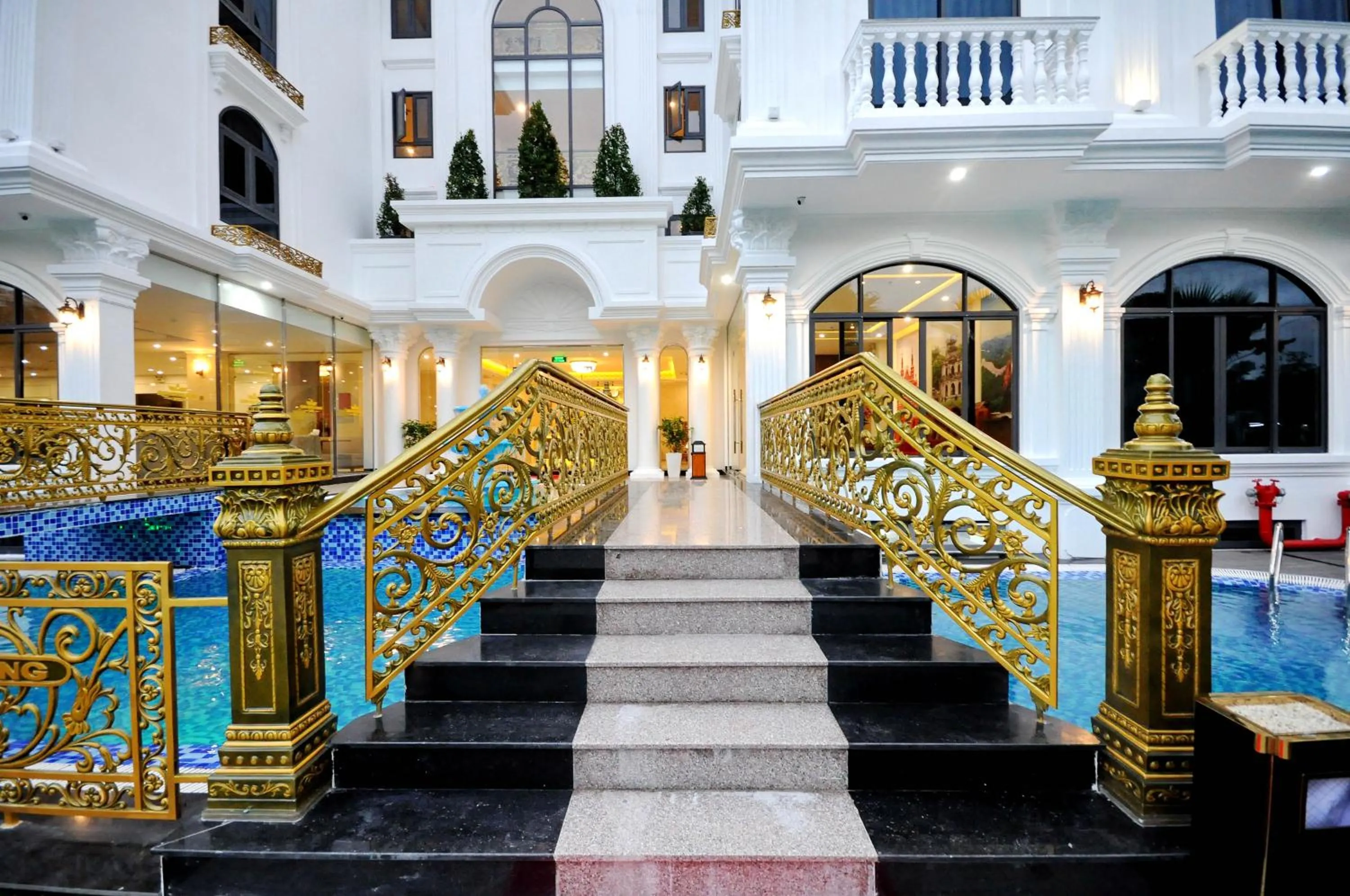 Property building in Crown Nguyen Hoang Hotel