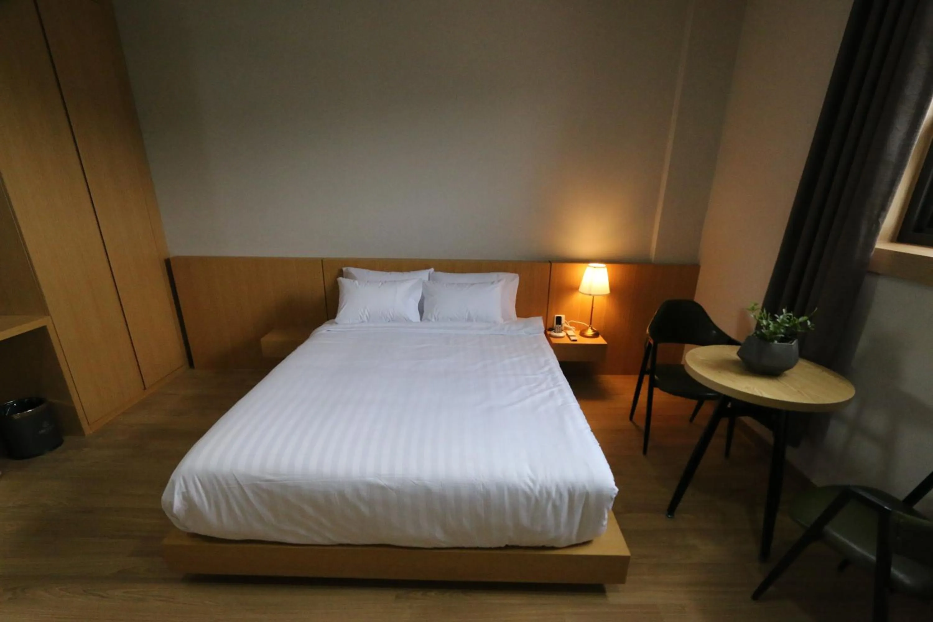 Bed in Daedunsan Hotel