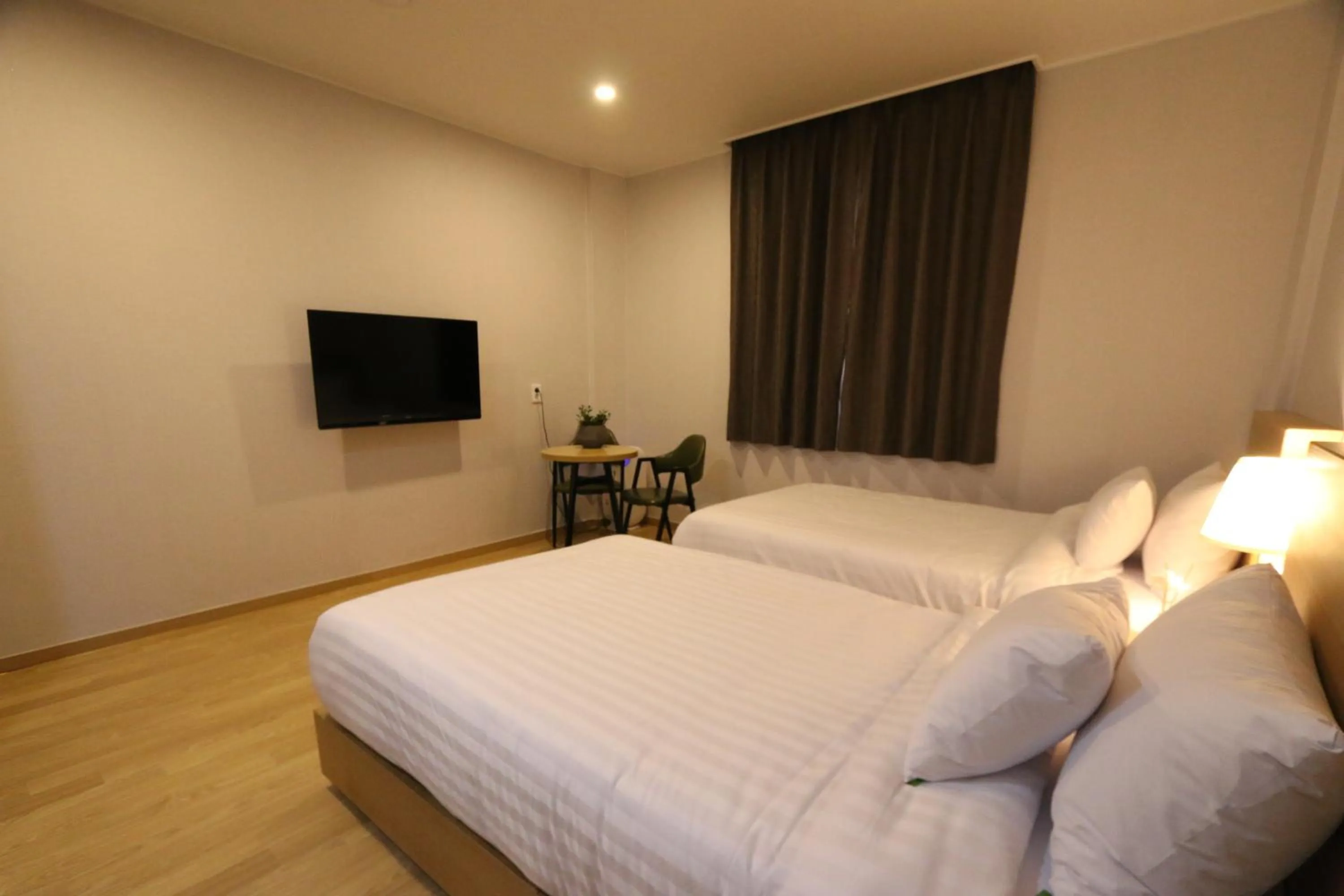 Bed in Daedunsan Hotel