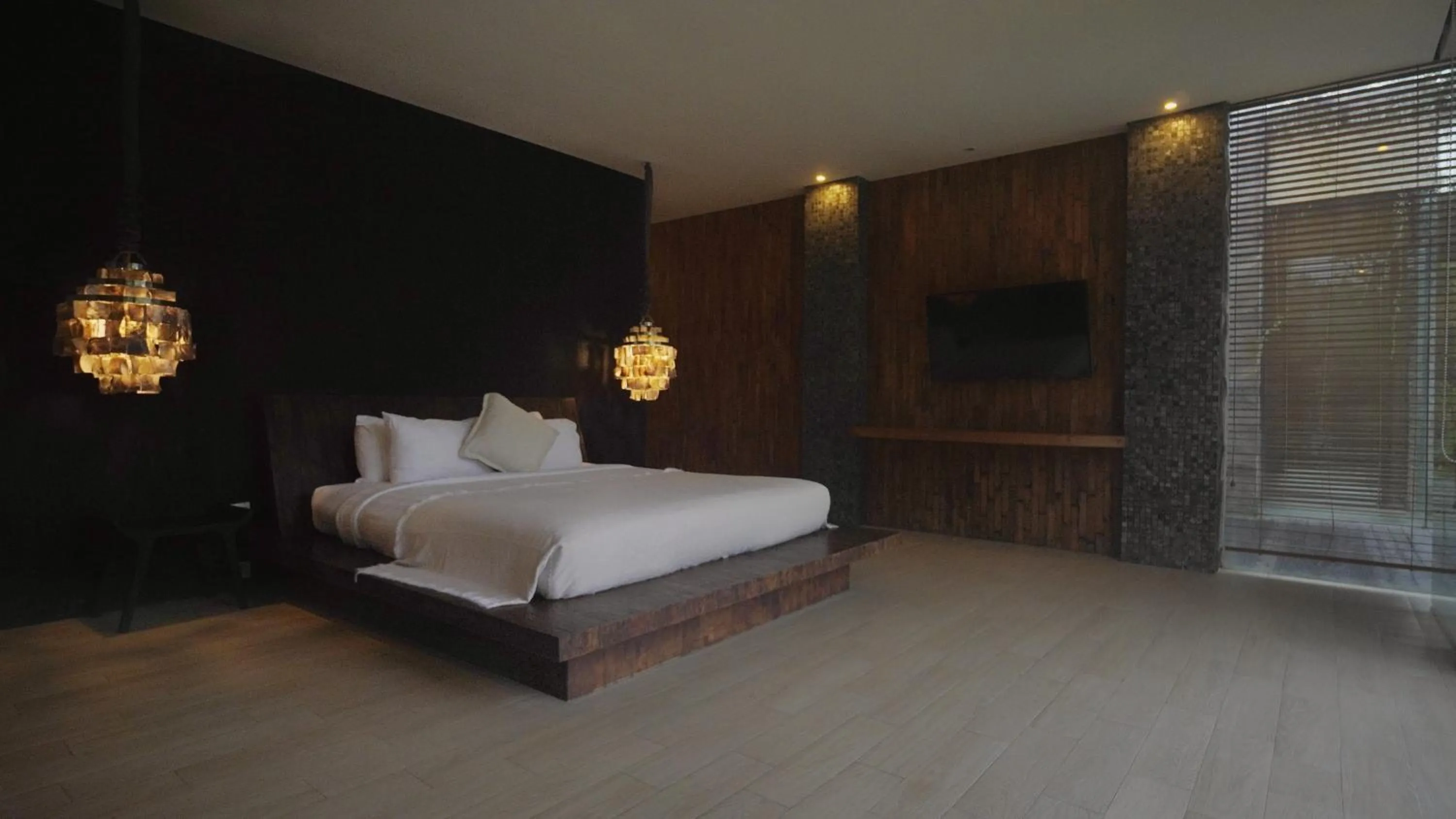 Bed in Sandhya Villa Ubud