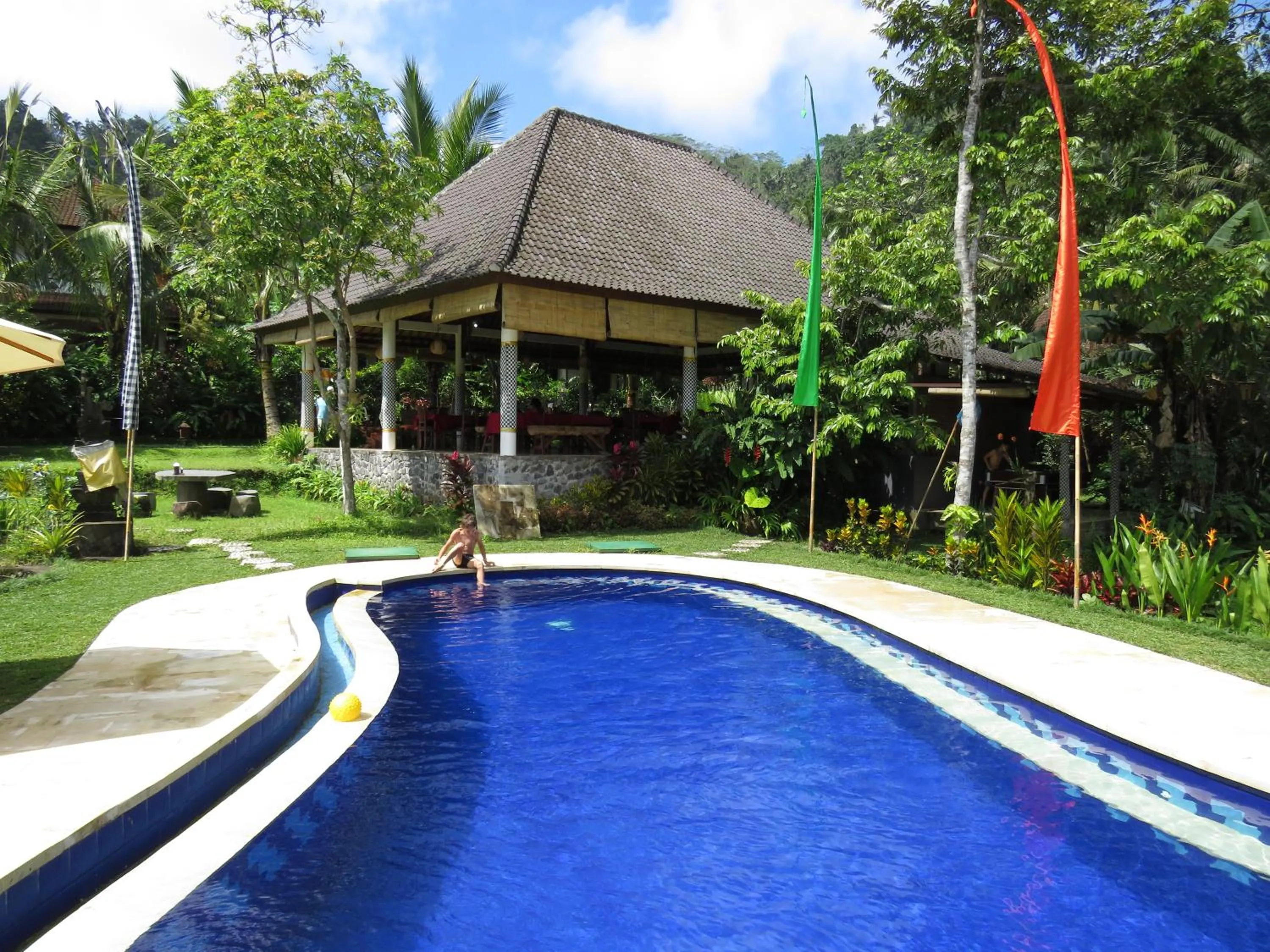 Restaurant/places to eat in Great Mountain Views Villa Resort