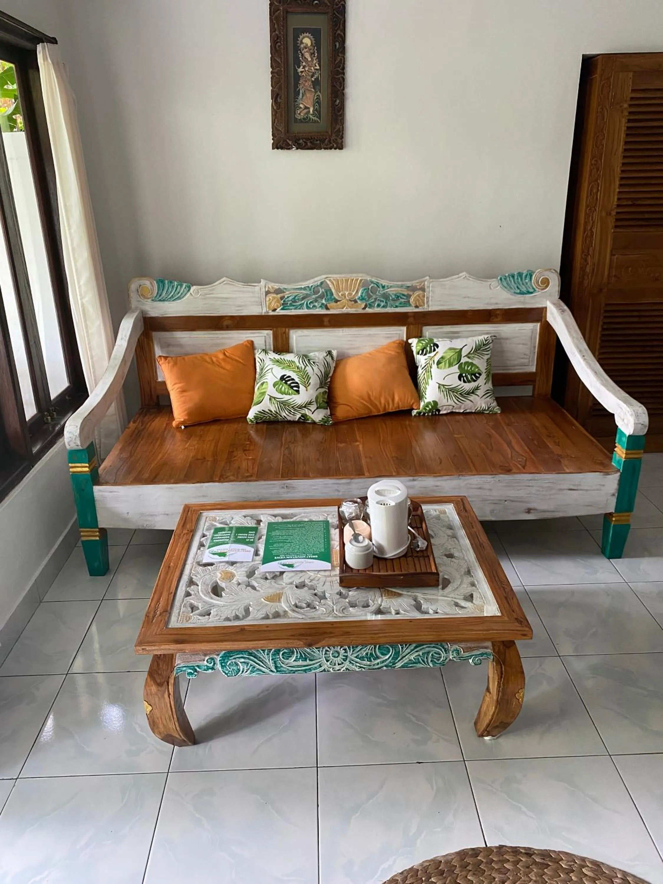 Coffee/tea facilities in Great Mountain Views Villa Resort