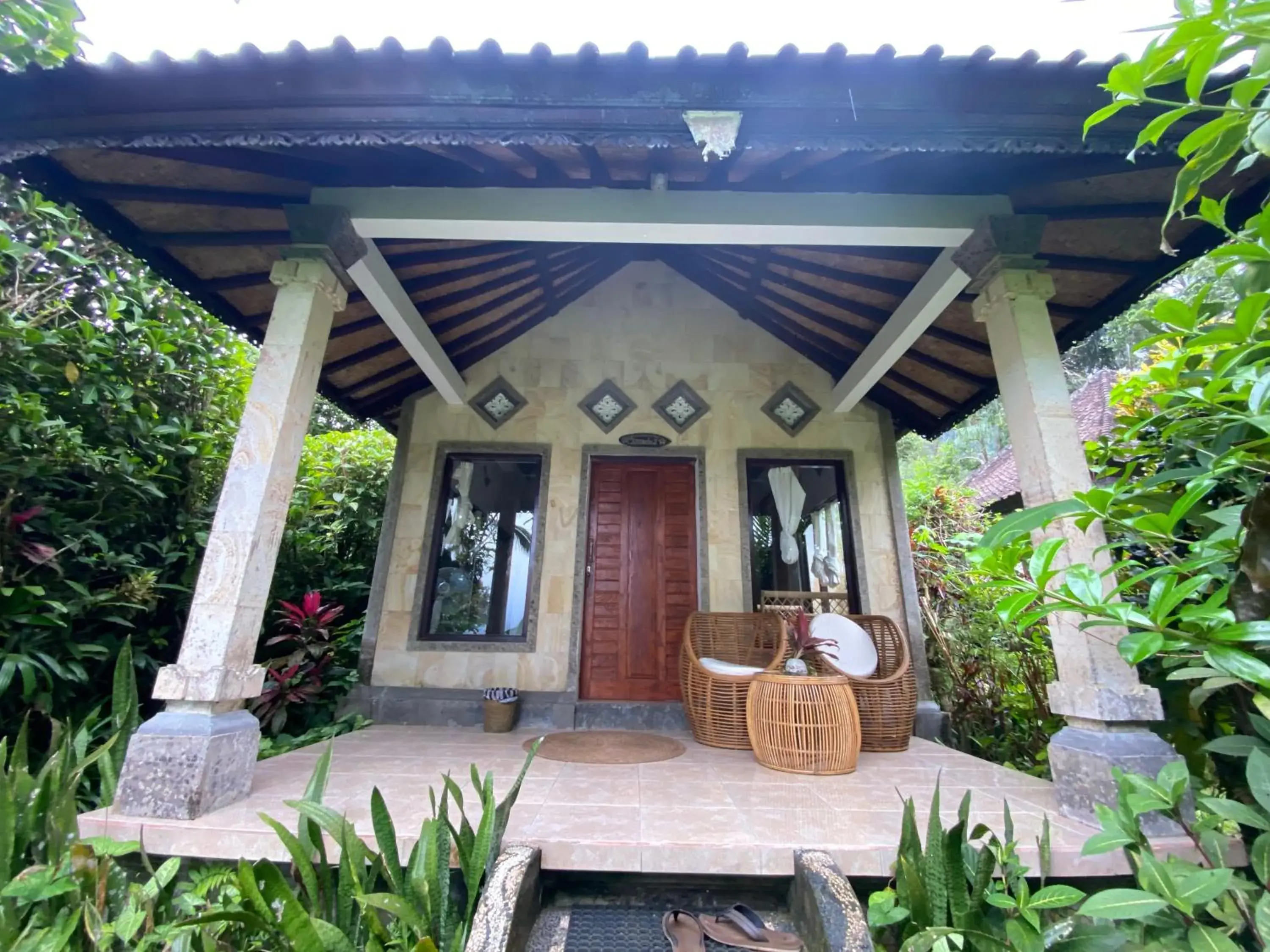 Superior Triple with Garden View in Great Mountain Views Villa Resort Superior Triple with Garden View in Great Mountain Views Villa Resort