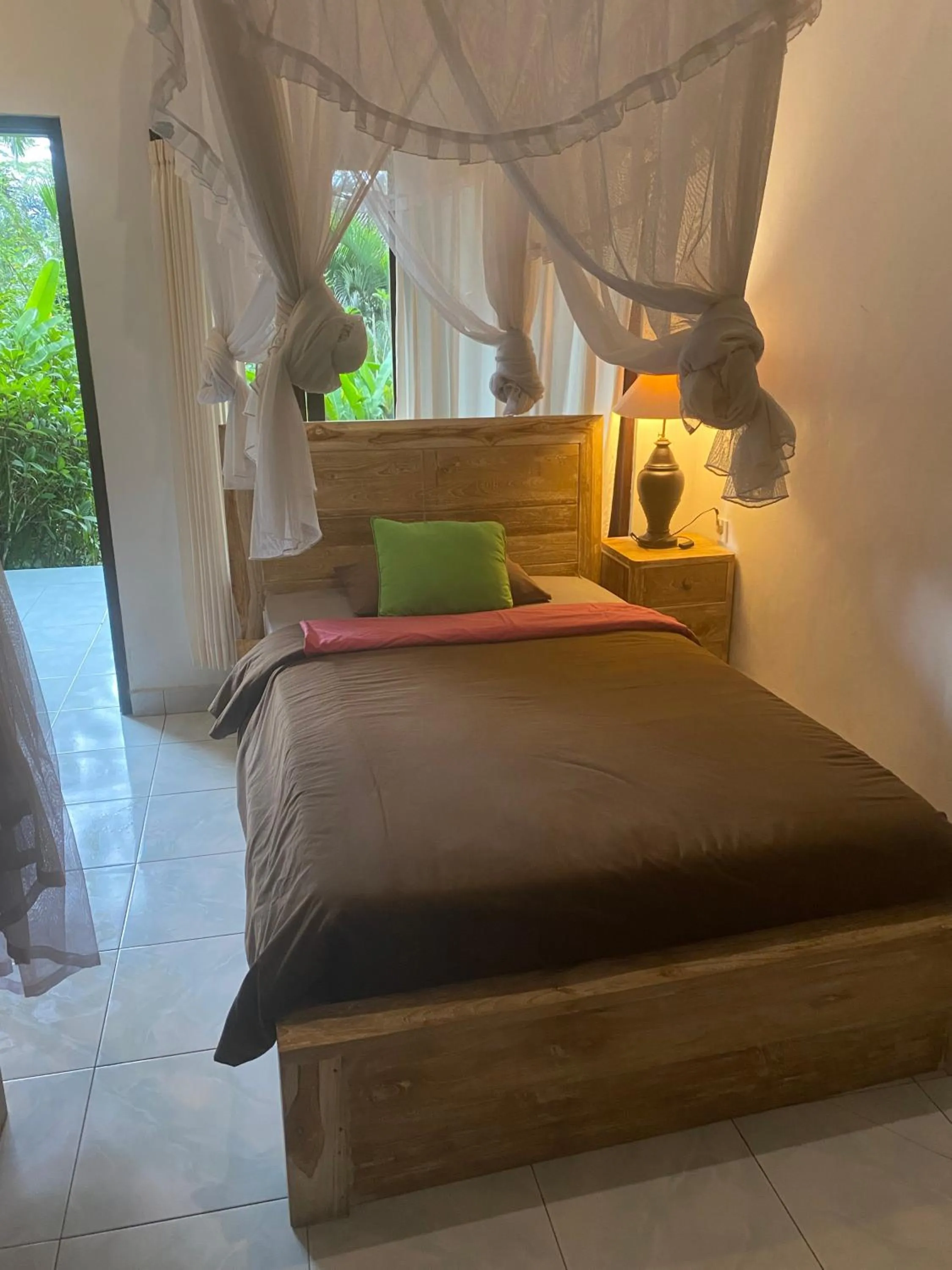 Bed in Great Mountain Views Villa Resort