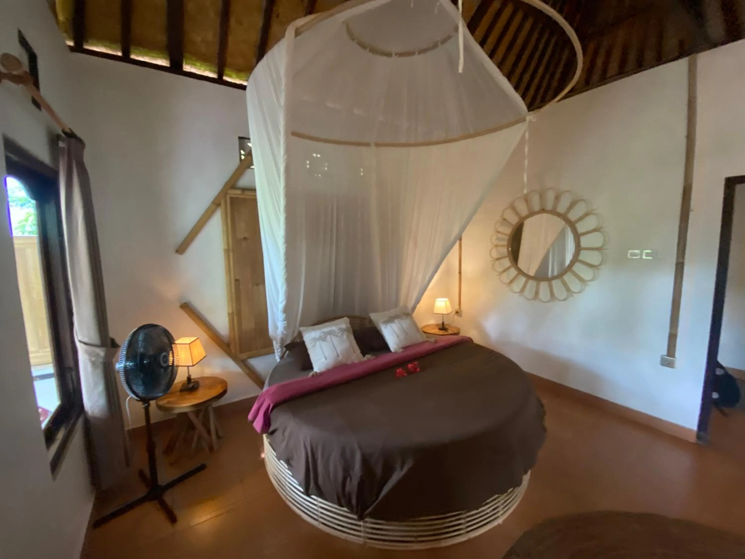 Bed in Great Mountain Views Villa Resort