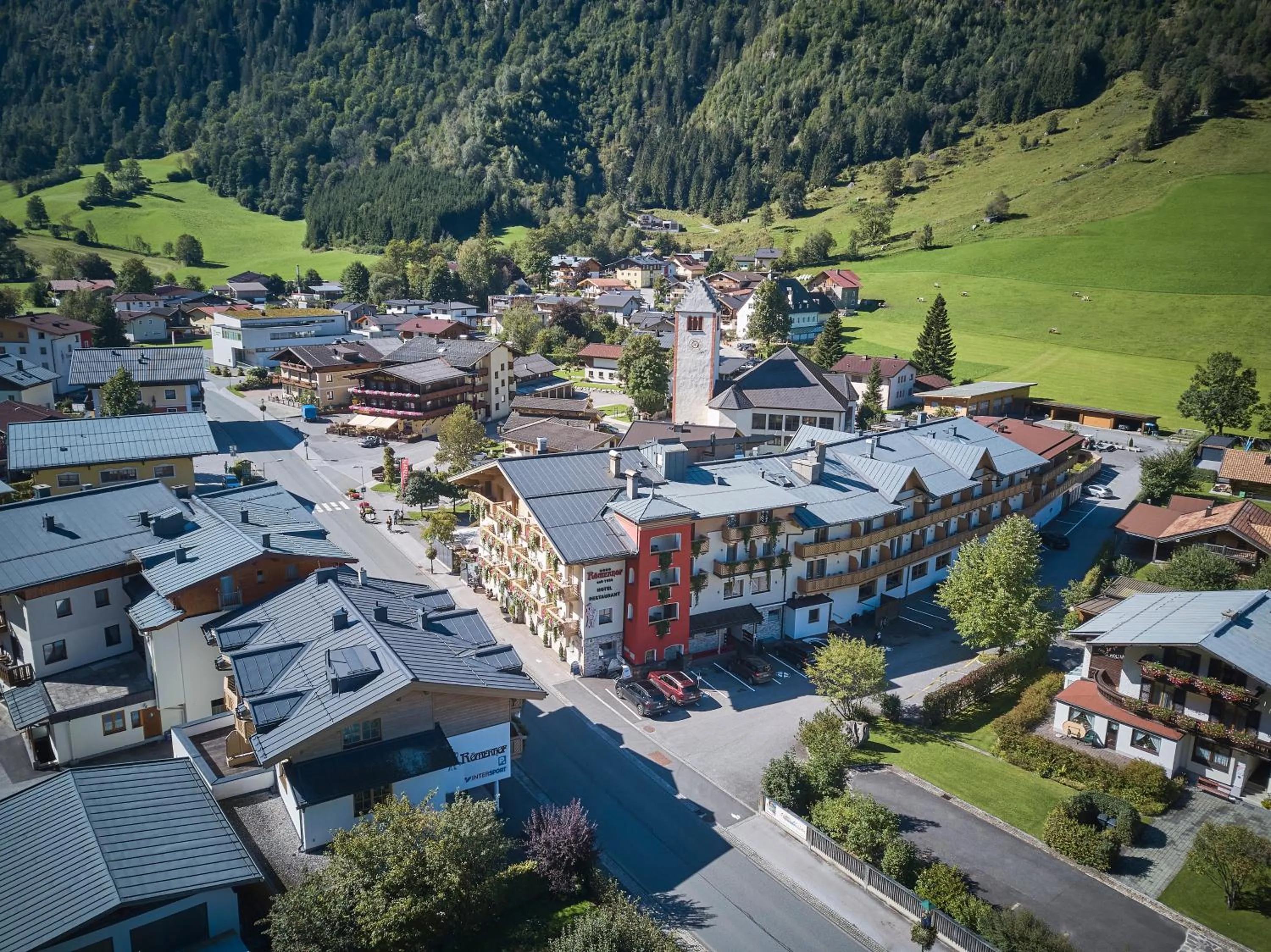 Facade/entrance in Hotel Römerhof