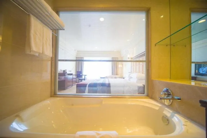 Bathroom in Ramada Chengdu North