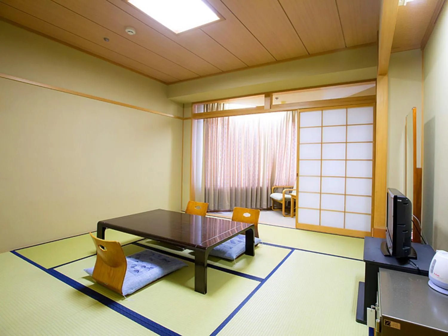 Photo of the whole room in New Greenpia Tsunan