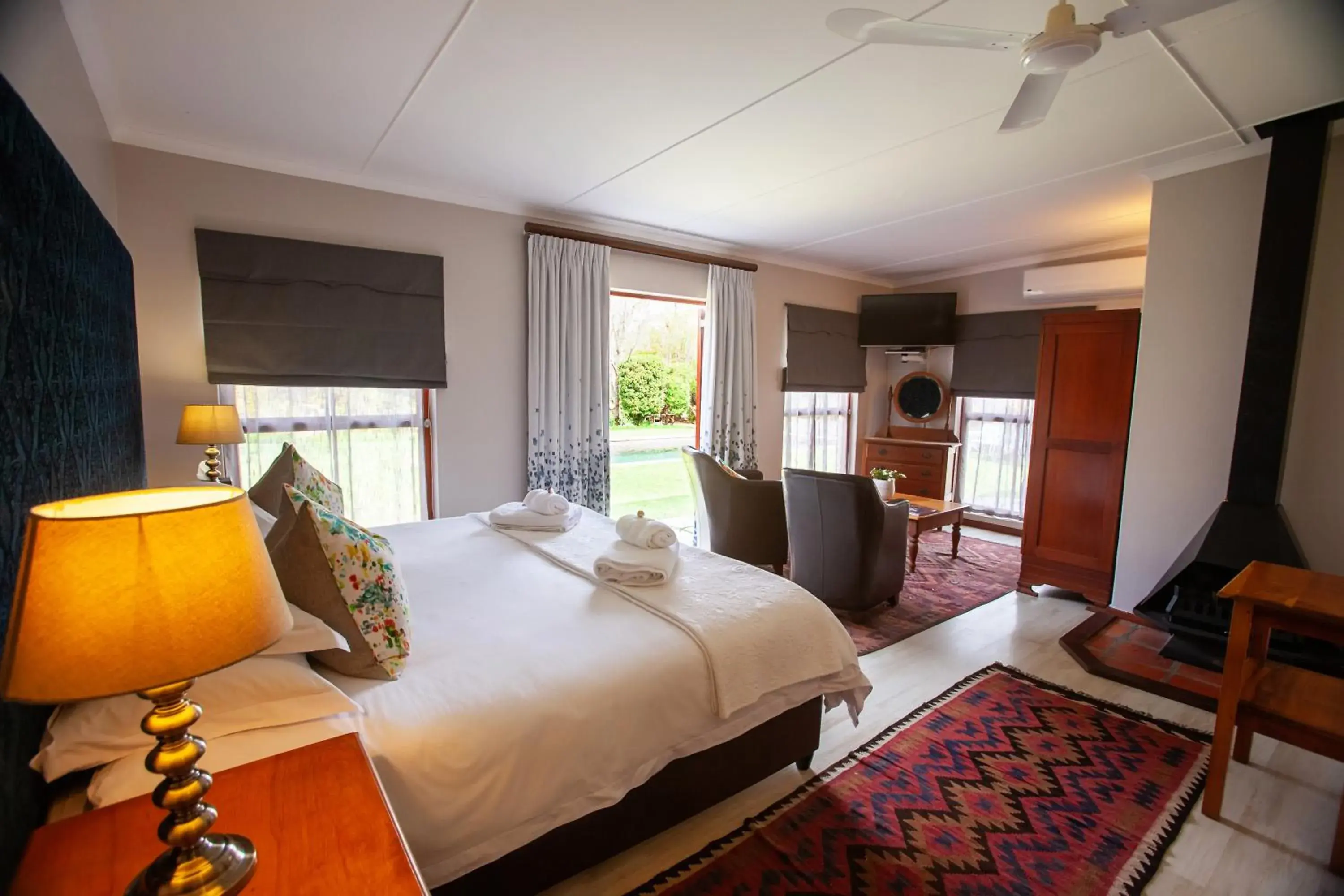 Superior Double or Twin Room with Pool View - single occupancy in The Habit Guesthouse Superior Double or Twin Room with Pool View - single occupancy in The Habit Guesthouse