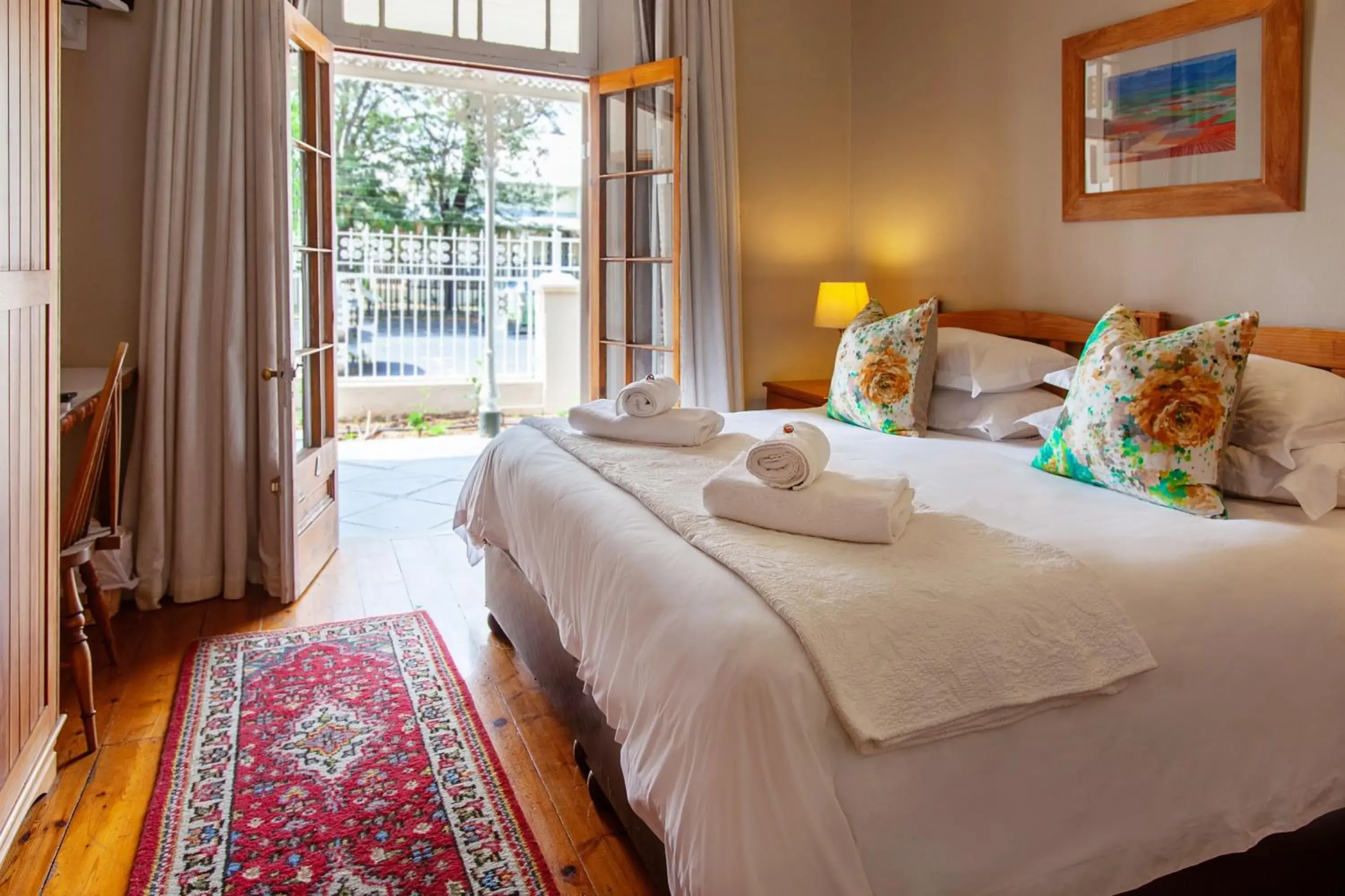 Standard Queen Room - single occupancy in The Habit Guesthouse Standard Queen Room - single occupancy in The Habit Guesthouse