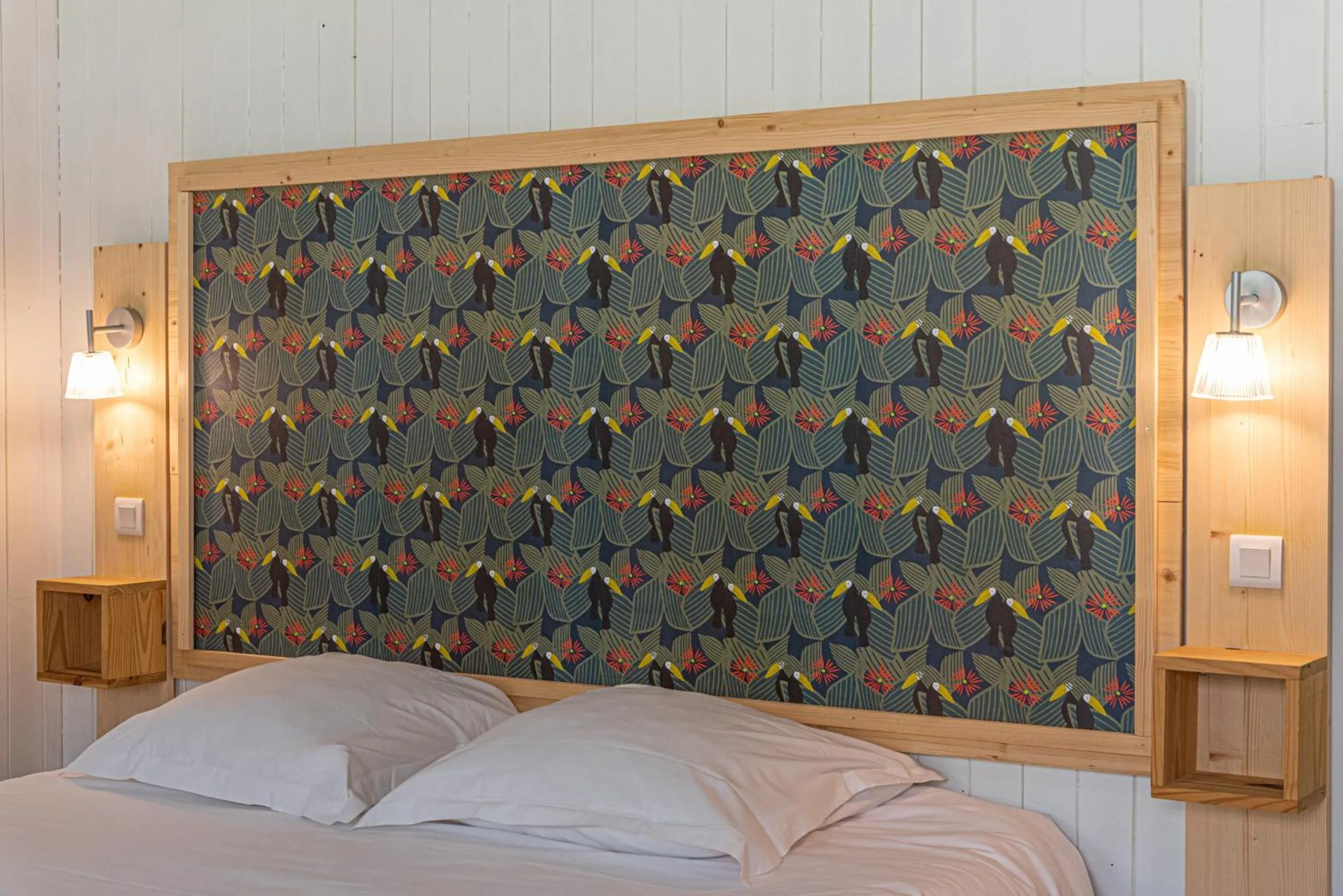 Bed in Hôtel Naéco Audierne