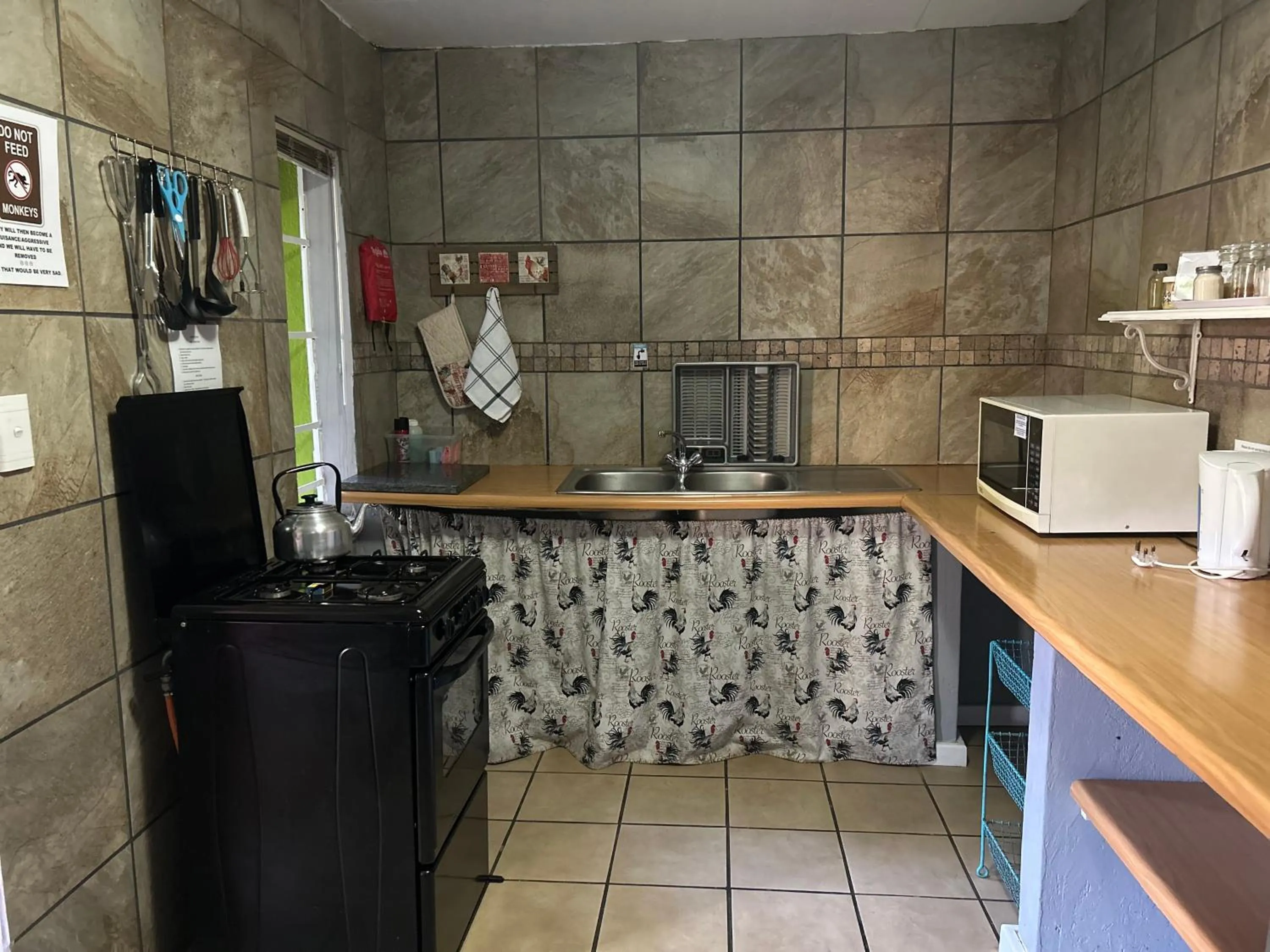 Kitchen or kitchenette in Sabie Self Catering Apartments