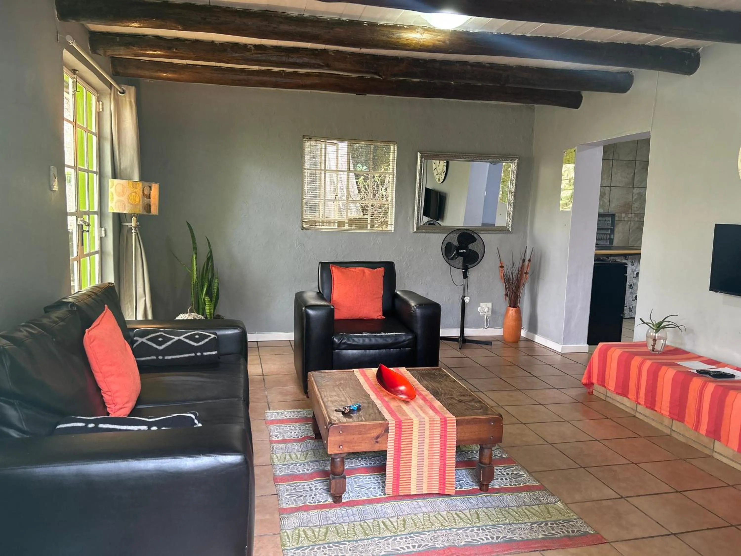 TV and multimedia in Sabie Self Catering Apartments