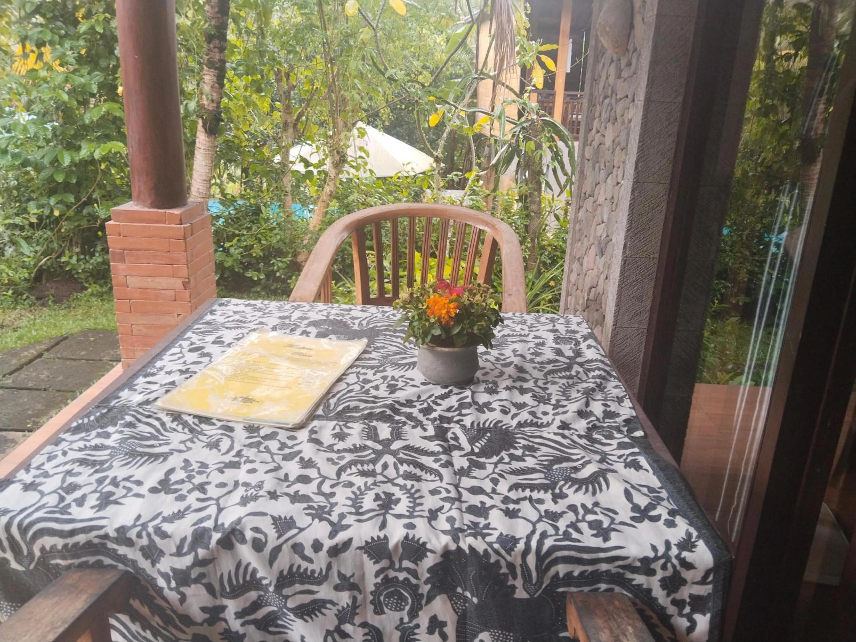 Dining area in Khrisna Hs and Cottages