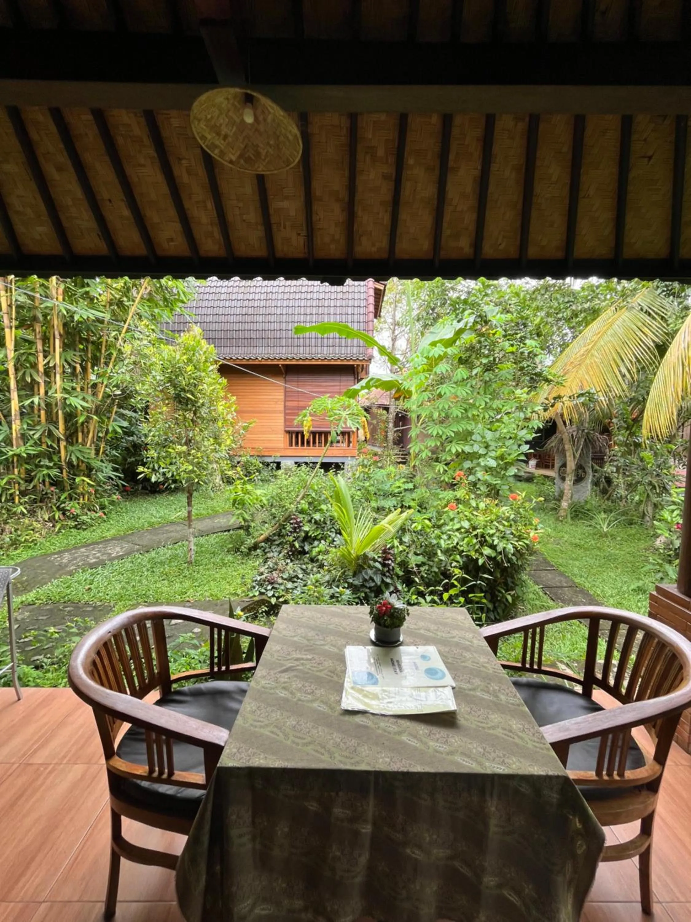 Khrisna Hs and Cottages