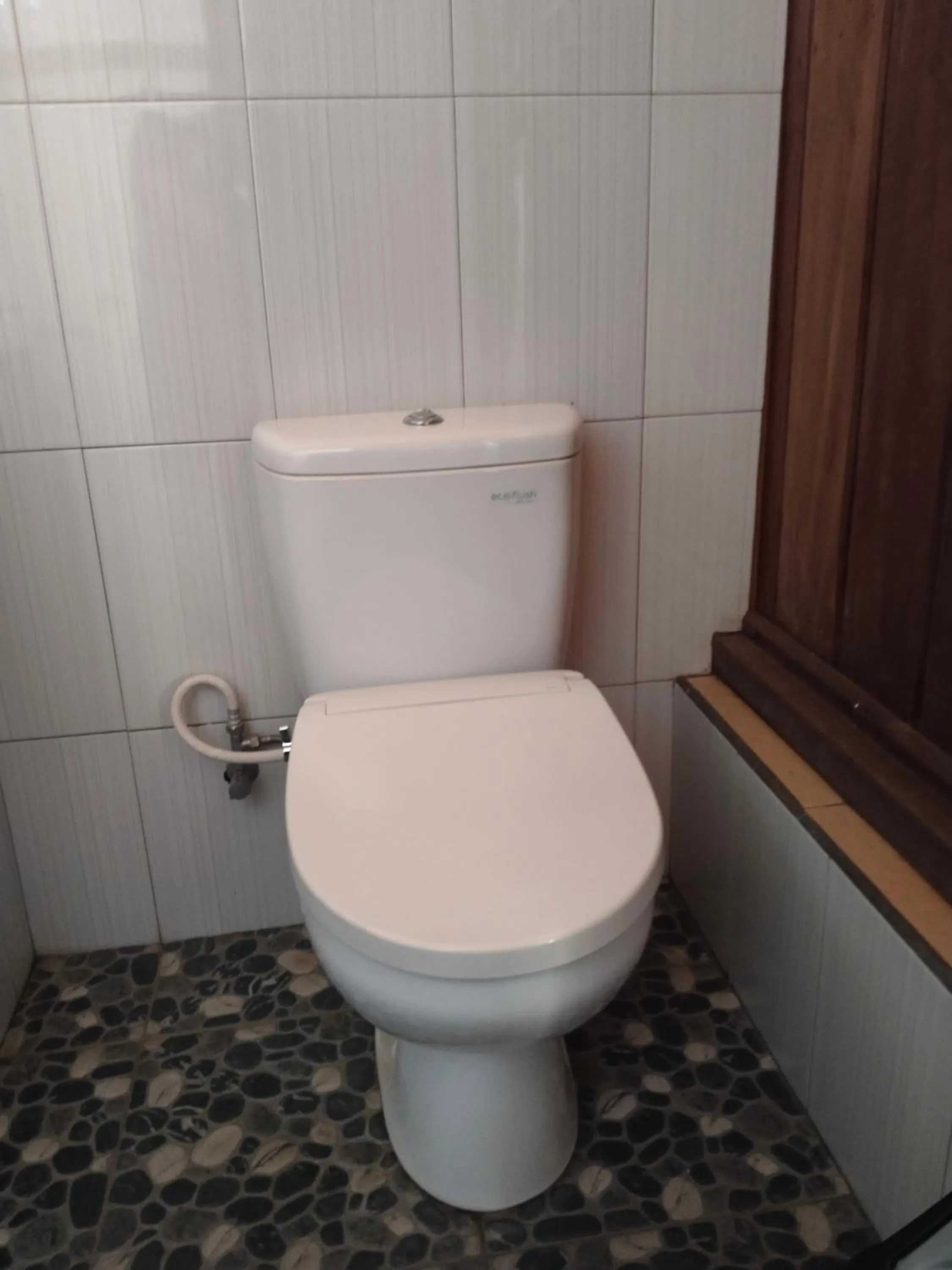 Toilet in Khrisna Hs and Cottages