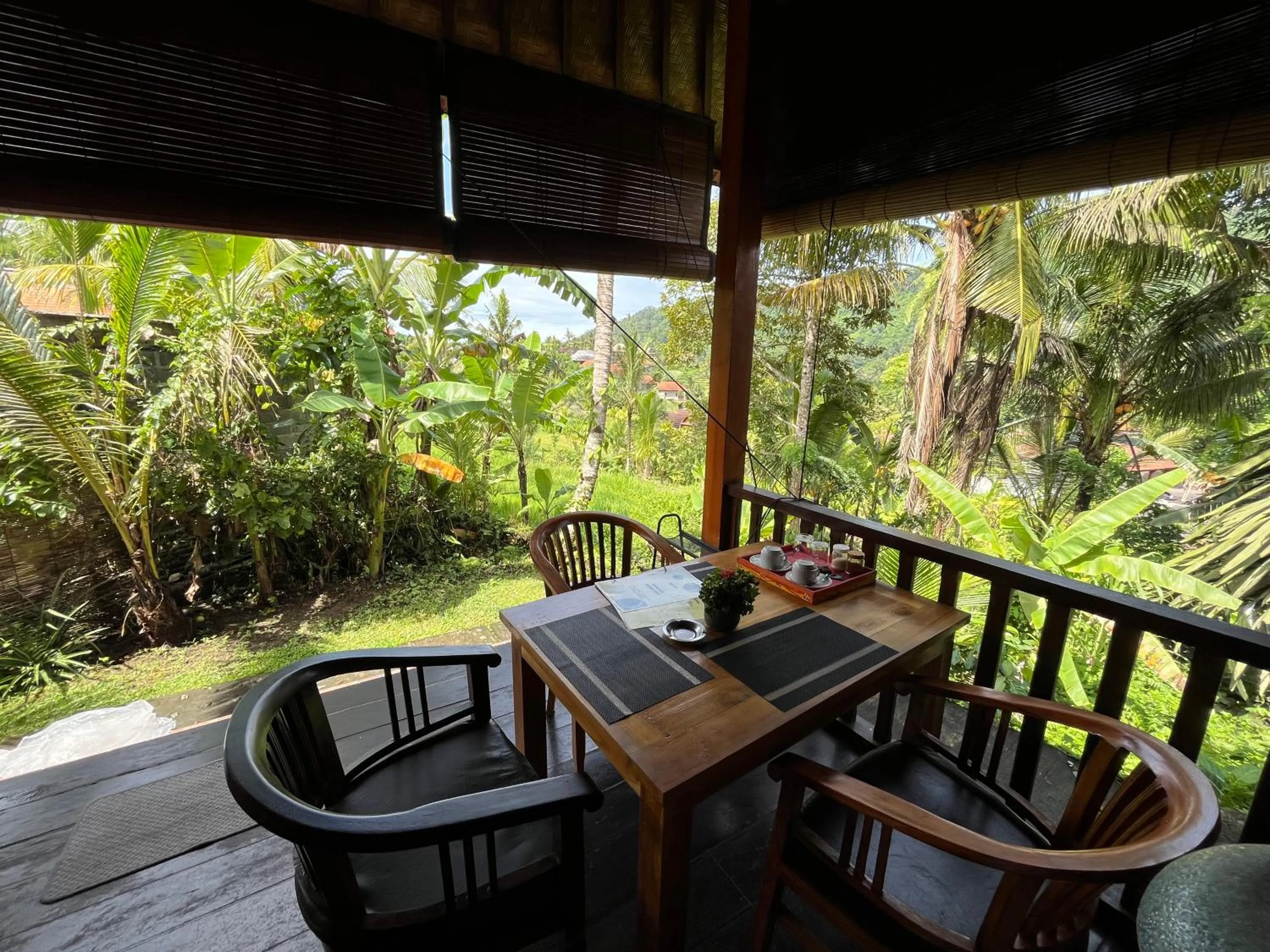 Khrisna Hs and Cottages