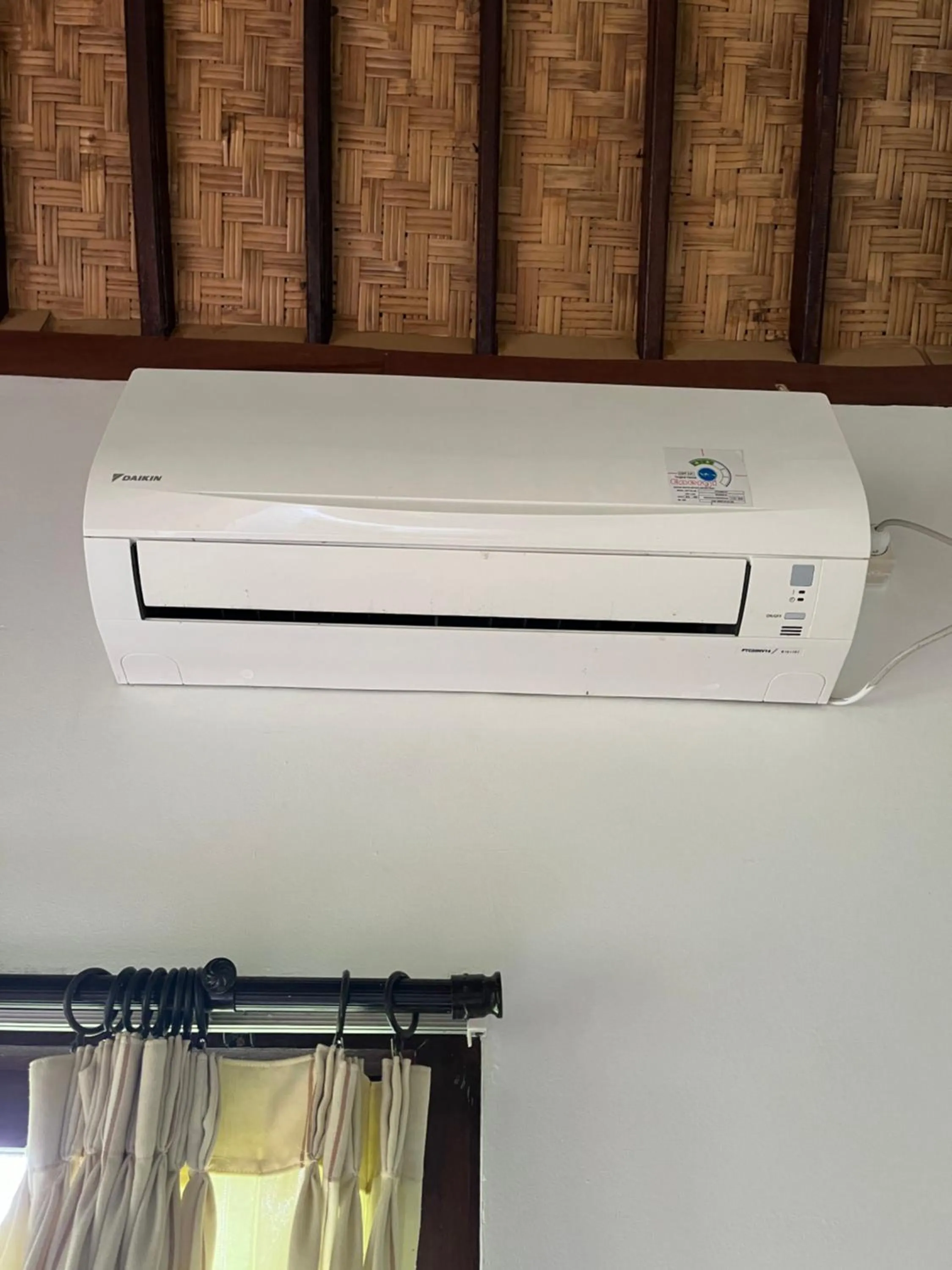 Khrisna Hs and Cottages