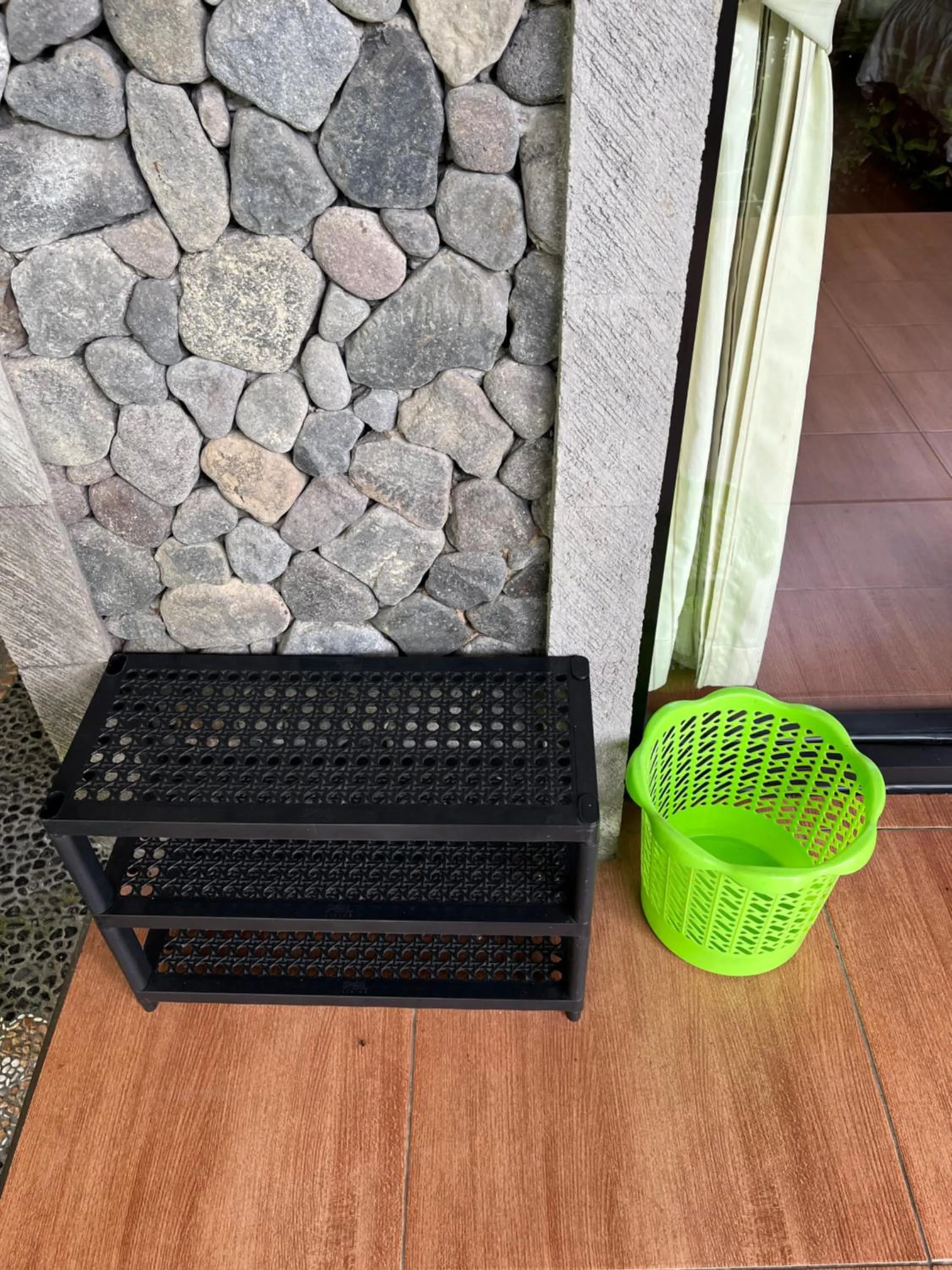 Khrisna Hs and Cottages