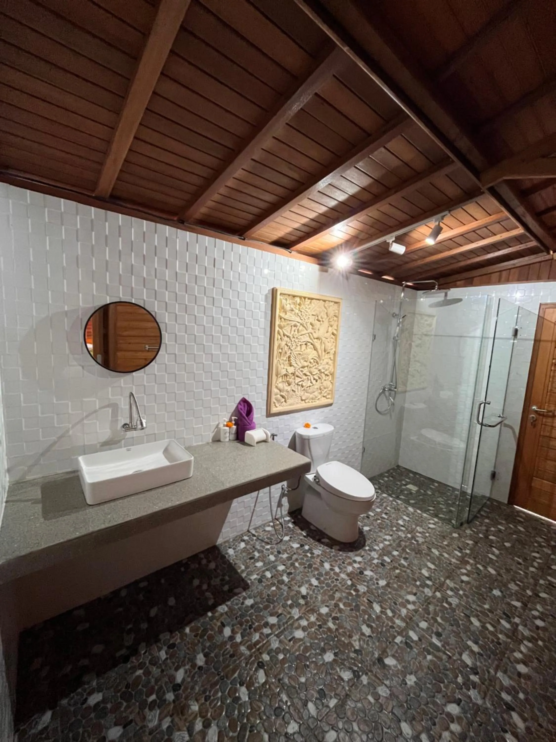 Shower in Khrisna Hs and Cottages