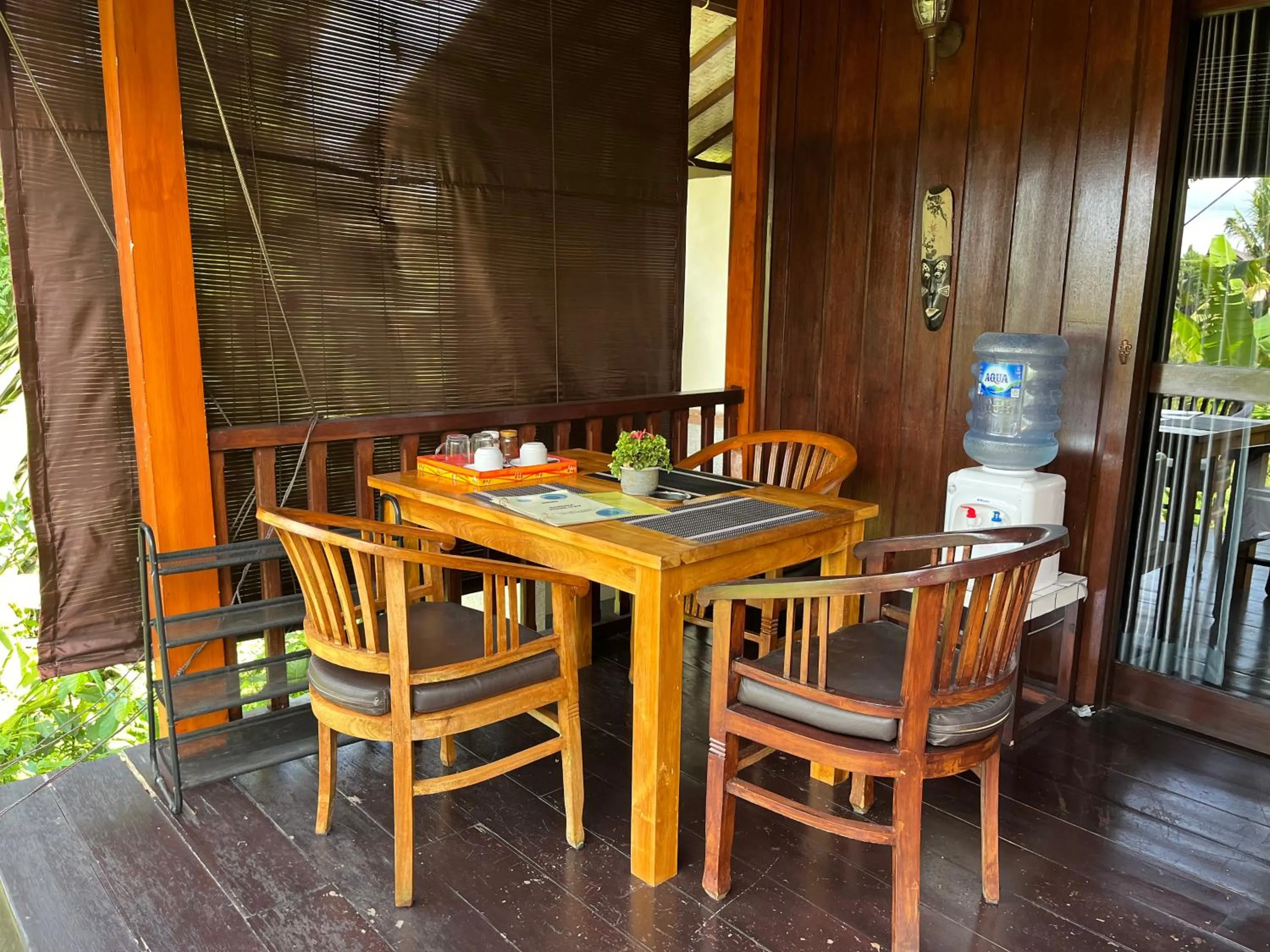 Khrisna Hs and Cottages