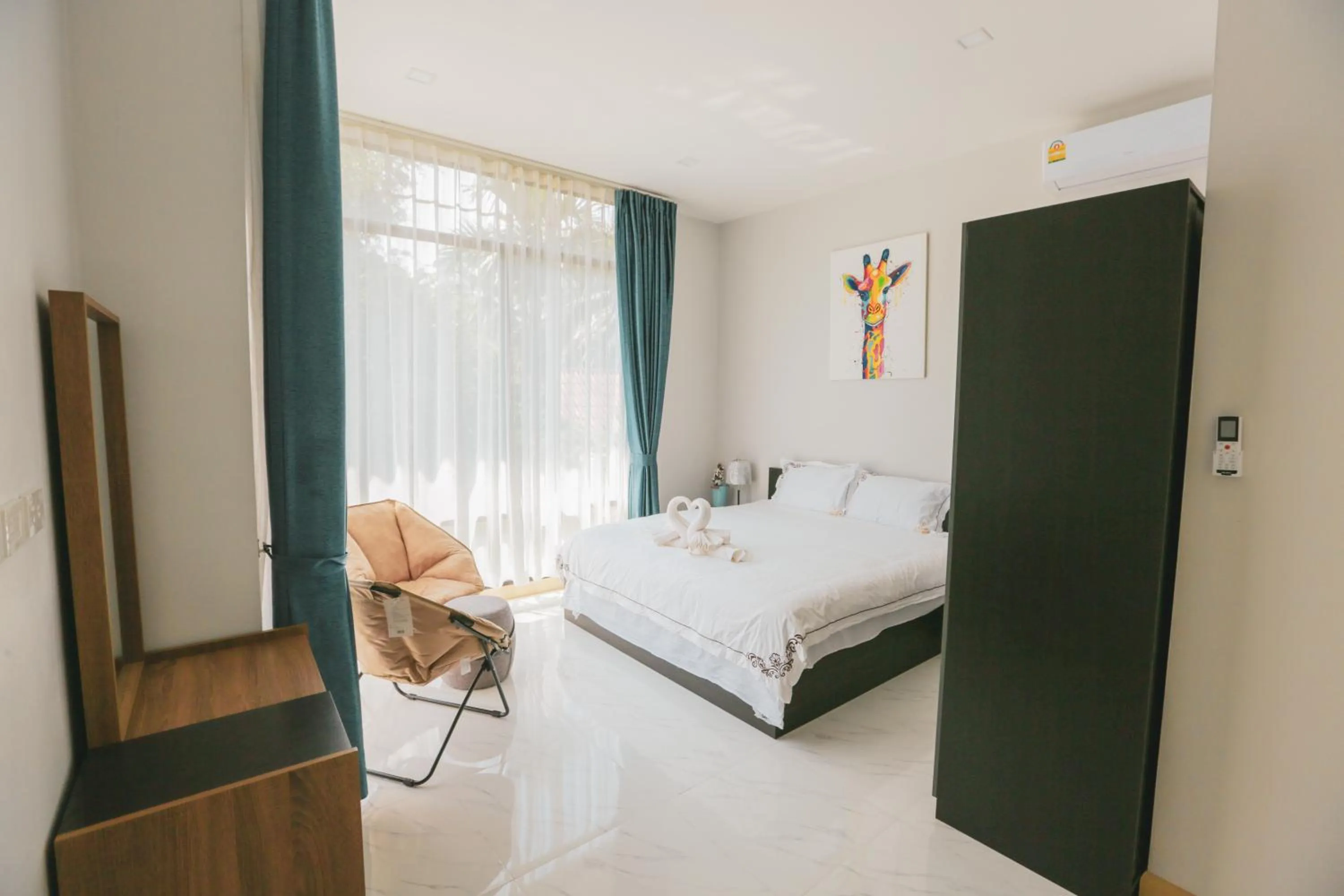 Bed in Aonang nine poolvilla