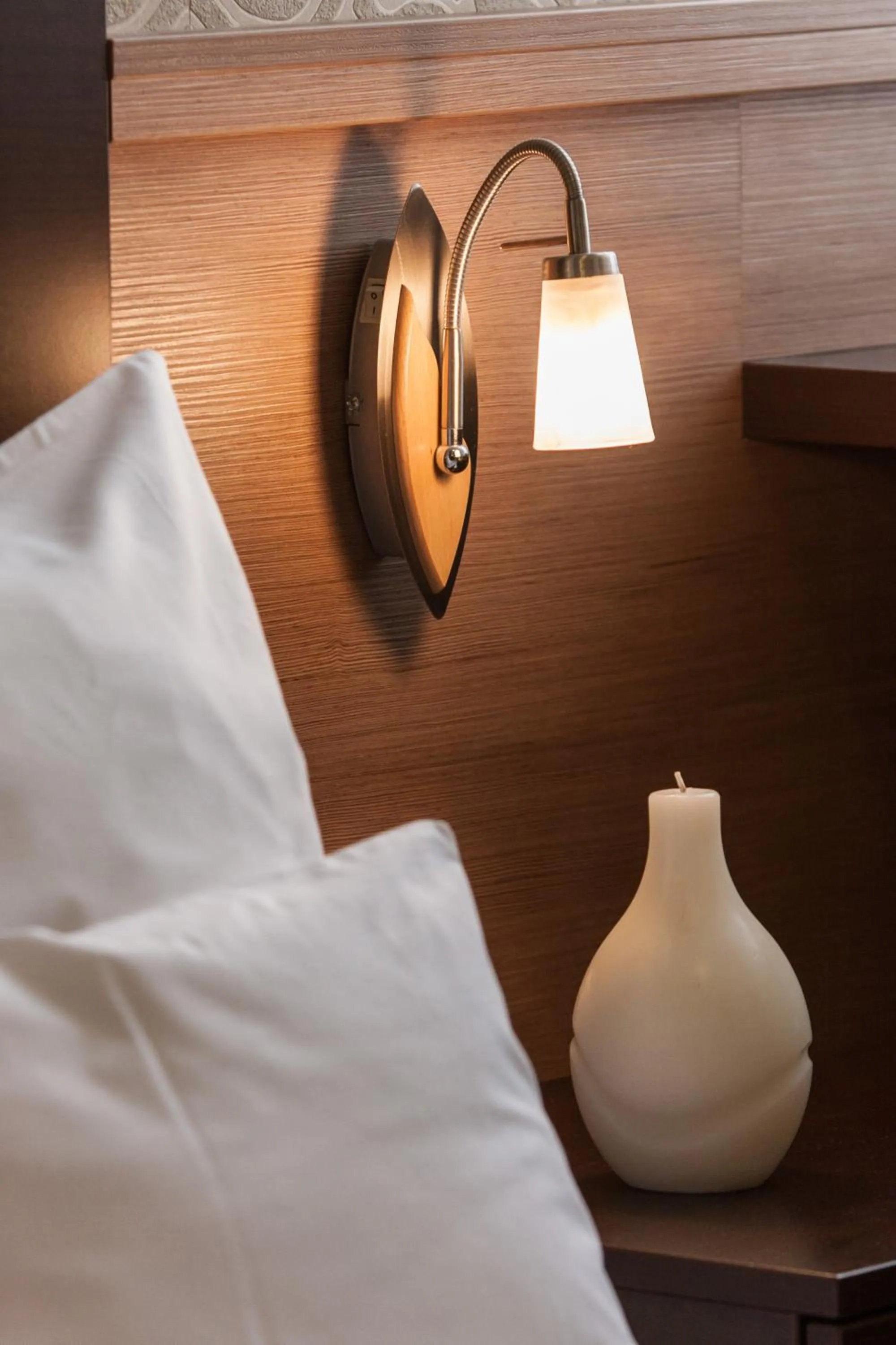 Bedroom, Bed in Central Hotel 21