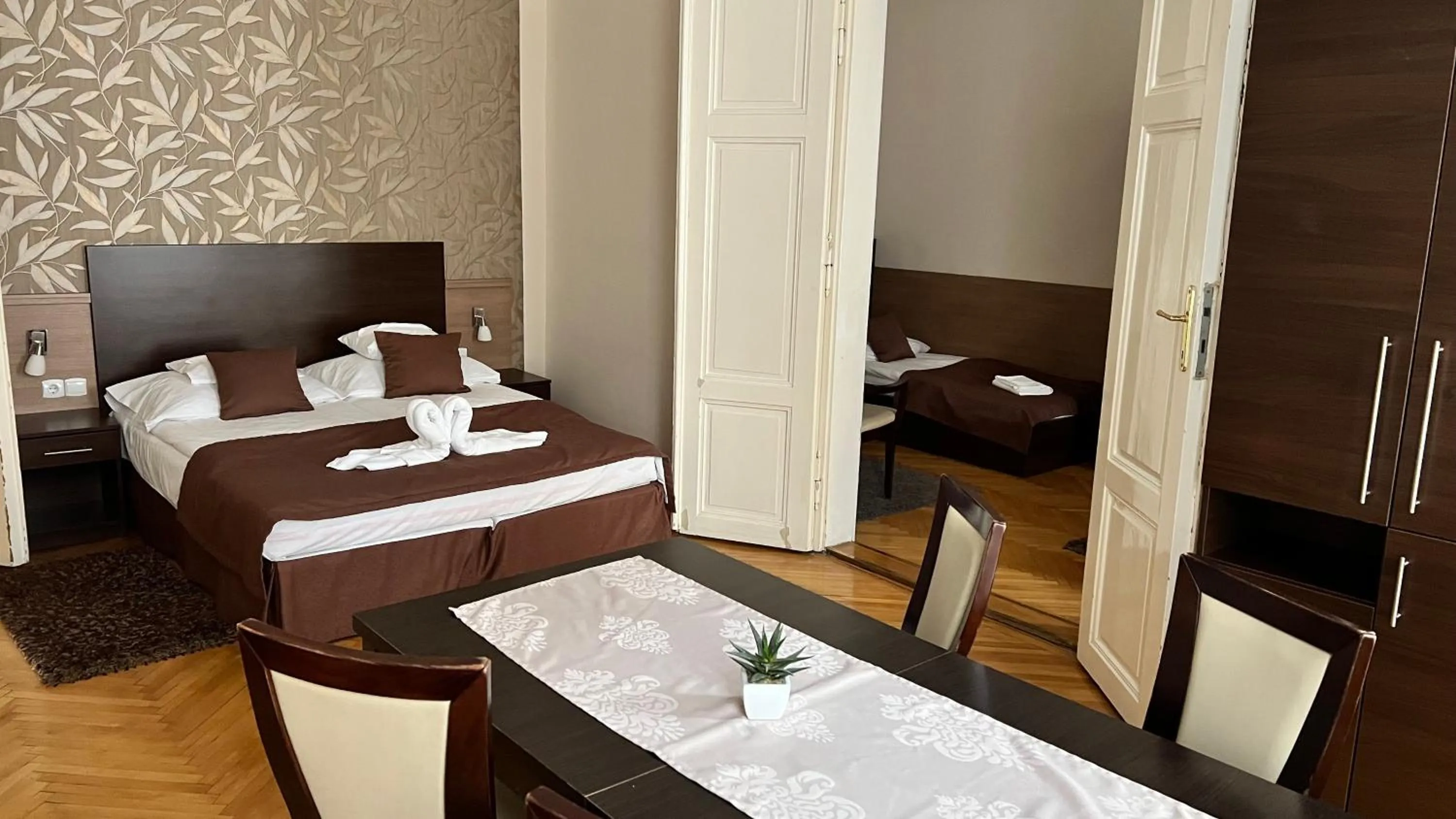 Bed in Central Hotel 21