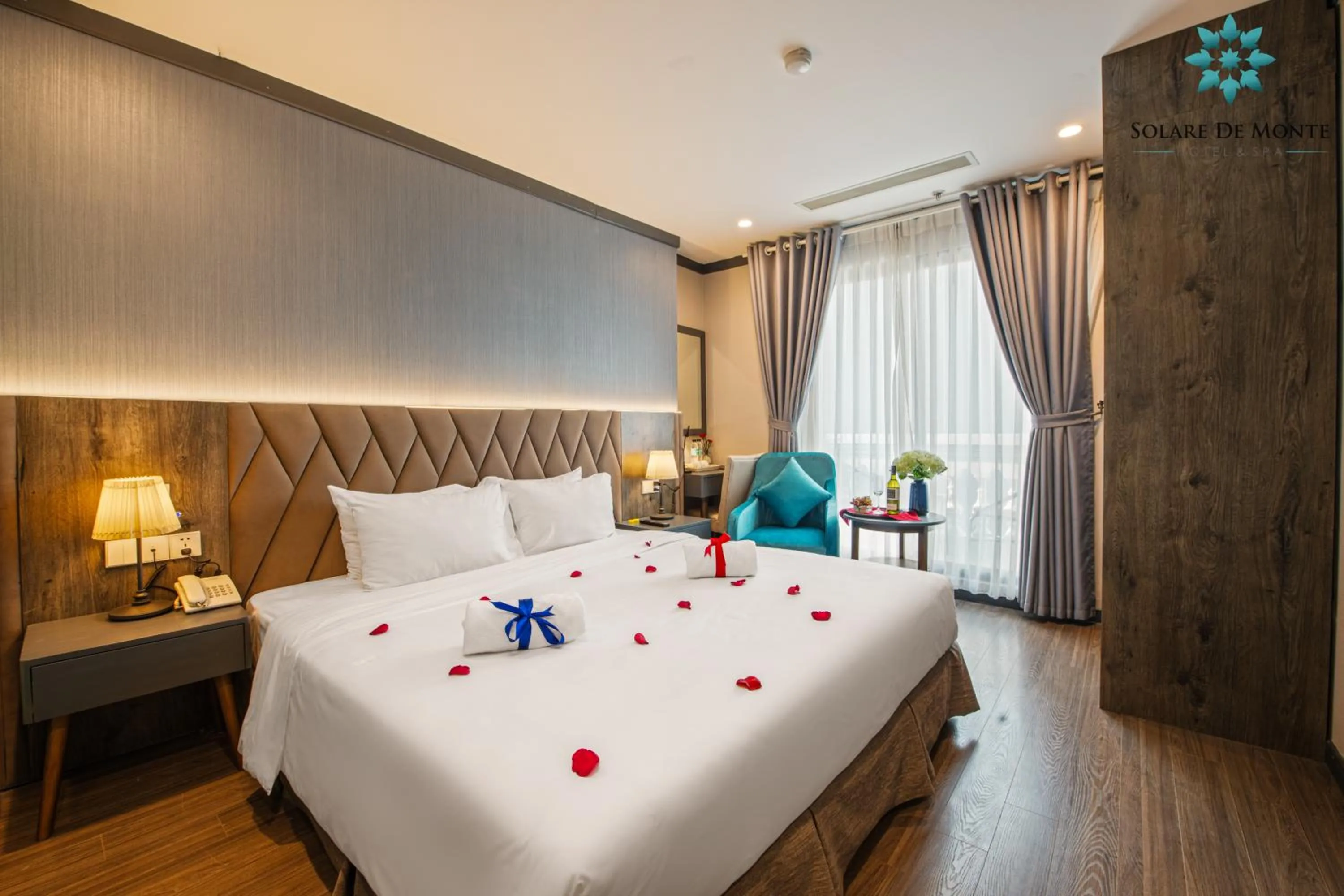 Bed in Solare De Monte Hotel & Spa