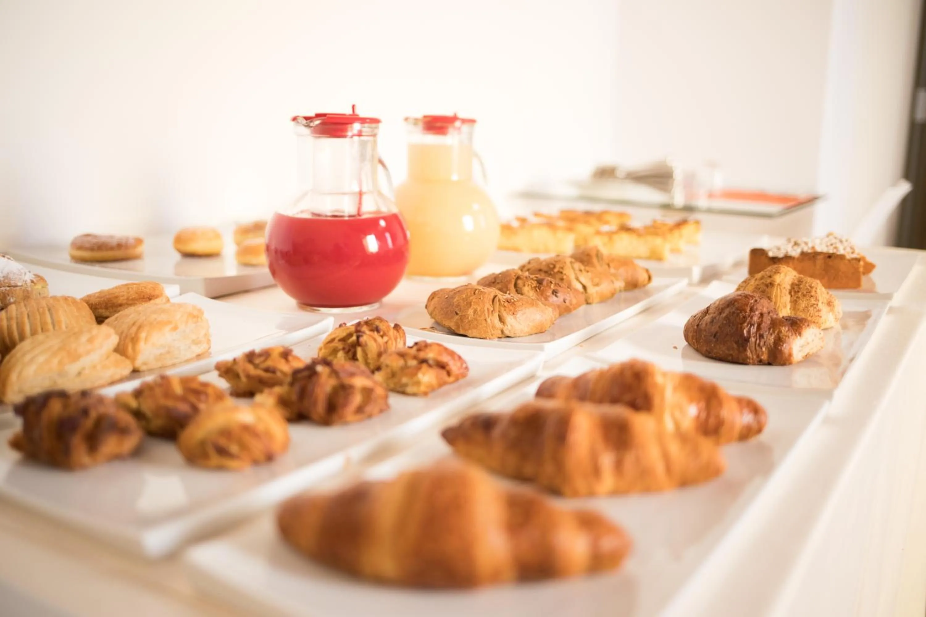 Breakfast in Di Sabatino Resort - Suite Apartments & Spa