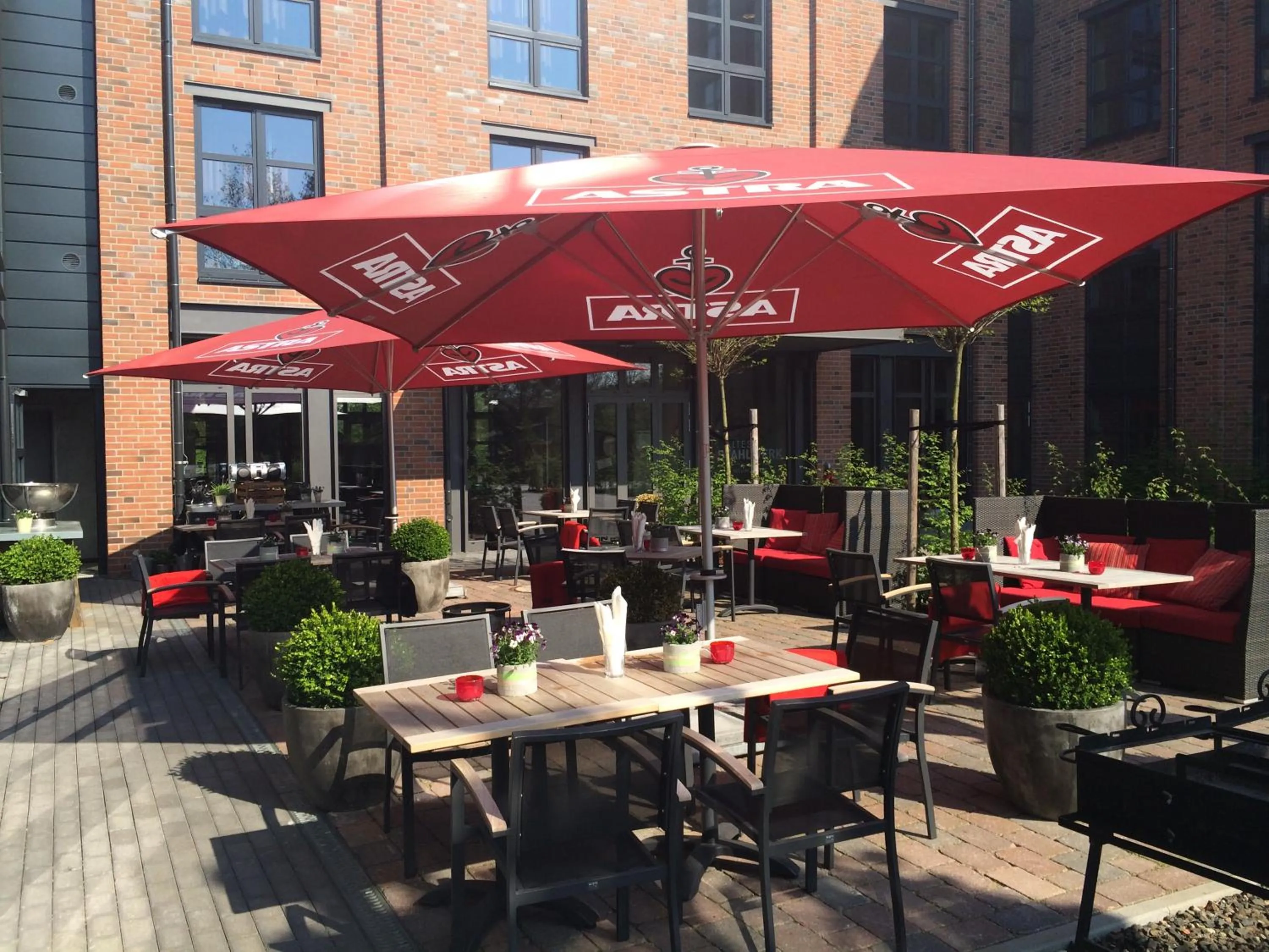 Property building in Altes Stahlwerk Business & Lifestyle Hotel