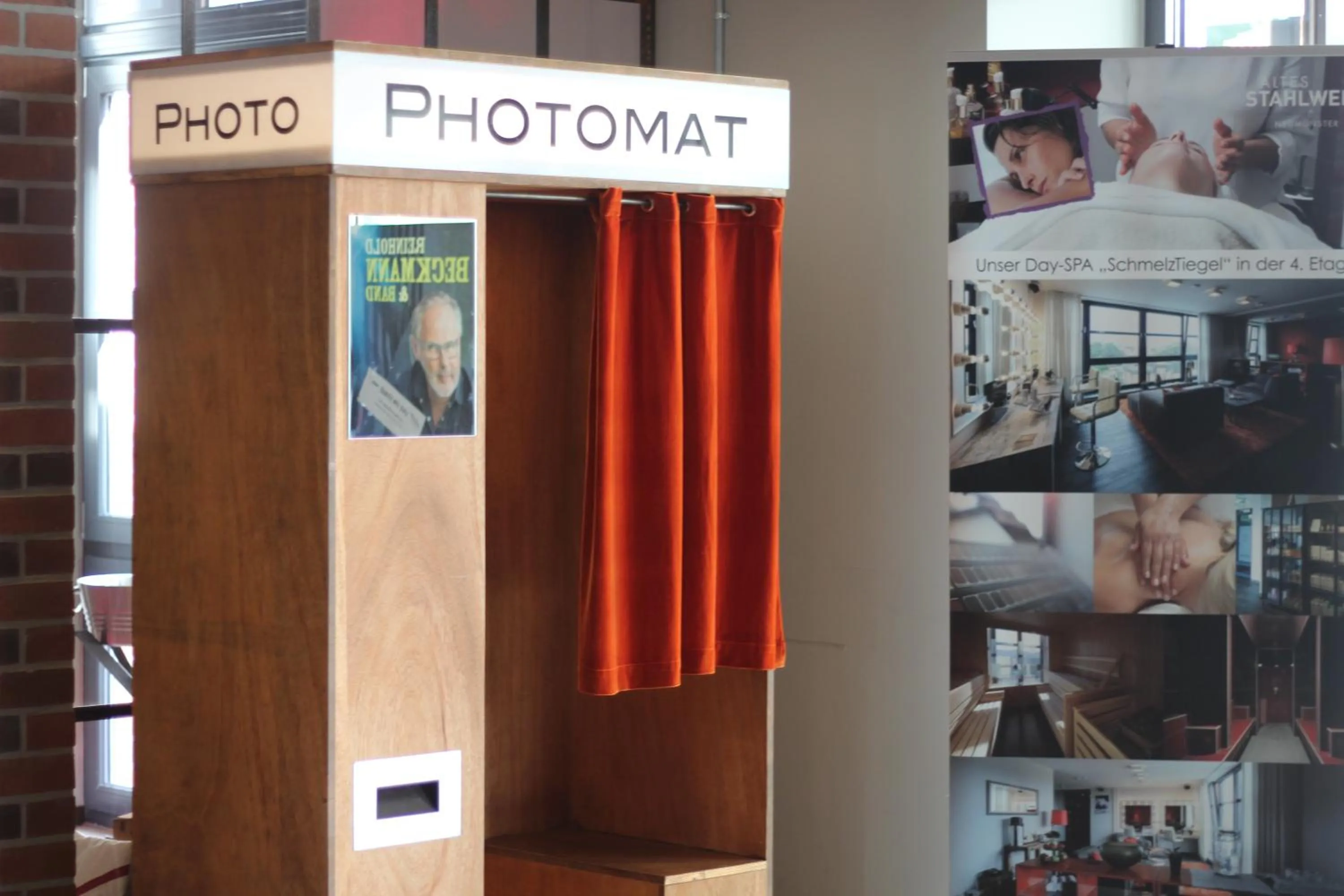 Lobby or reception in Altes Stahlwerk Business & Lifestyle Hotel