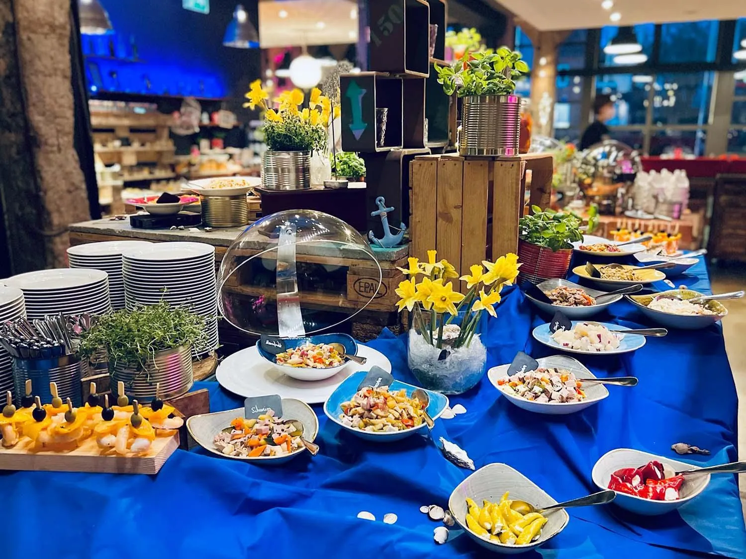 Restaurant/places to eat in Altes Stahlwerk Business & Lifestyle Hotel