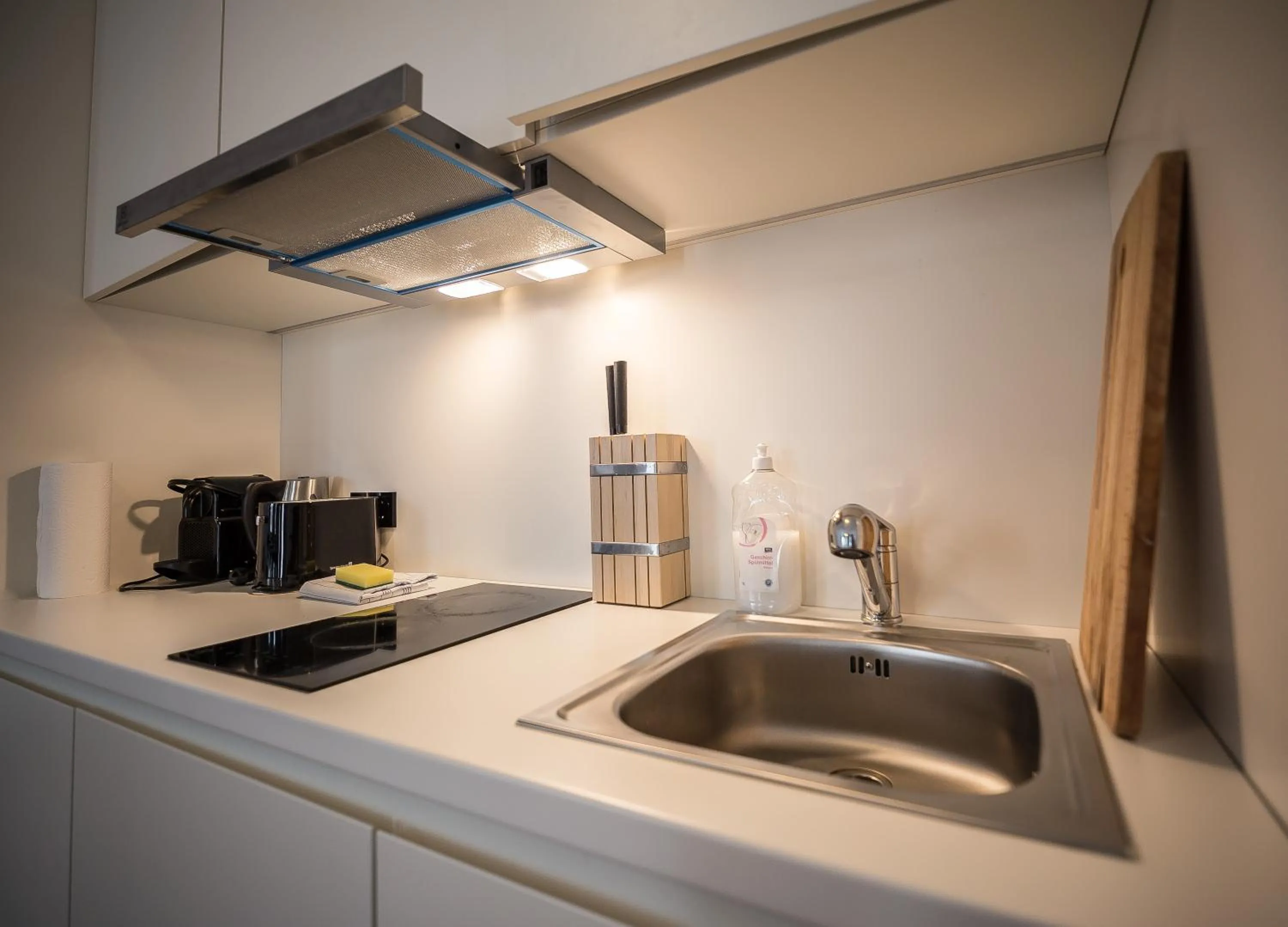 Kitchen or kitchenette in Nena Apartments Metropolpark Berlin - Mitte -Adult Only