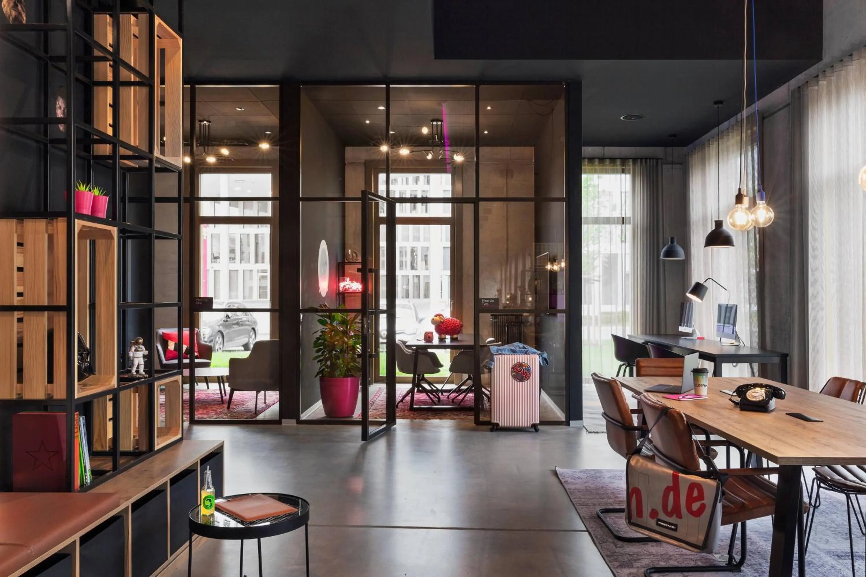 Meeting/conference room in Moxy Darmstadt