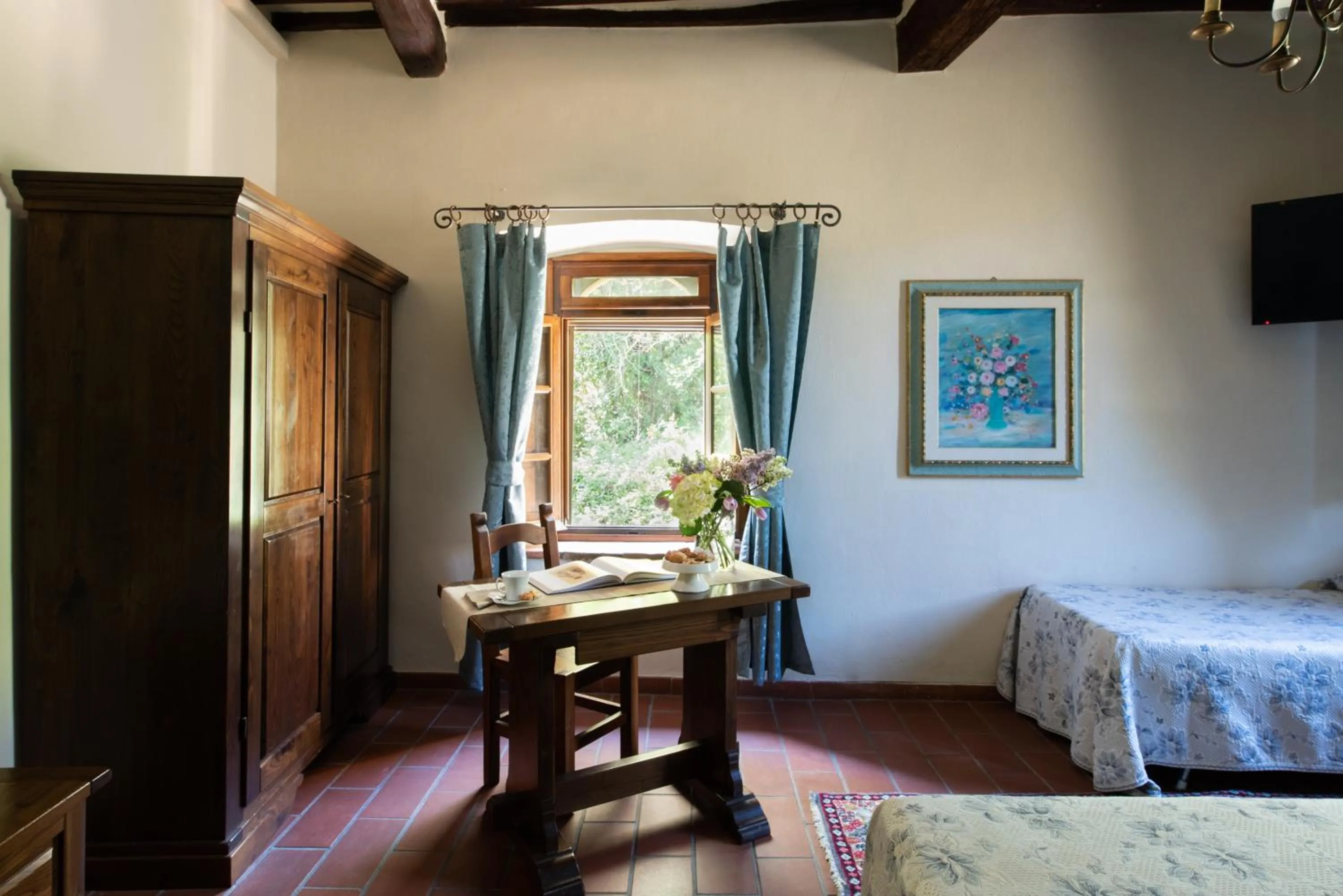 Photo of the whole room, Bed in Hotel Villa Rinascimento