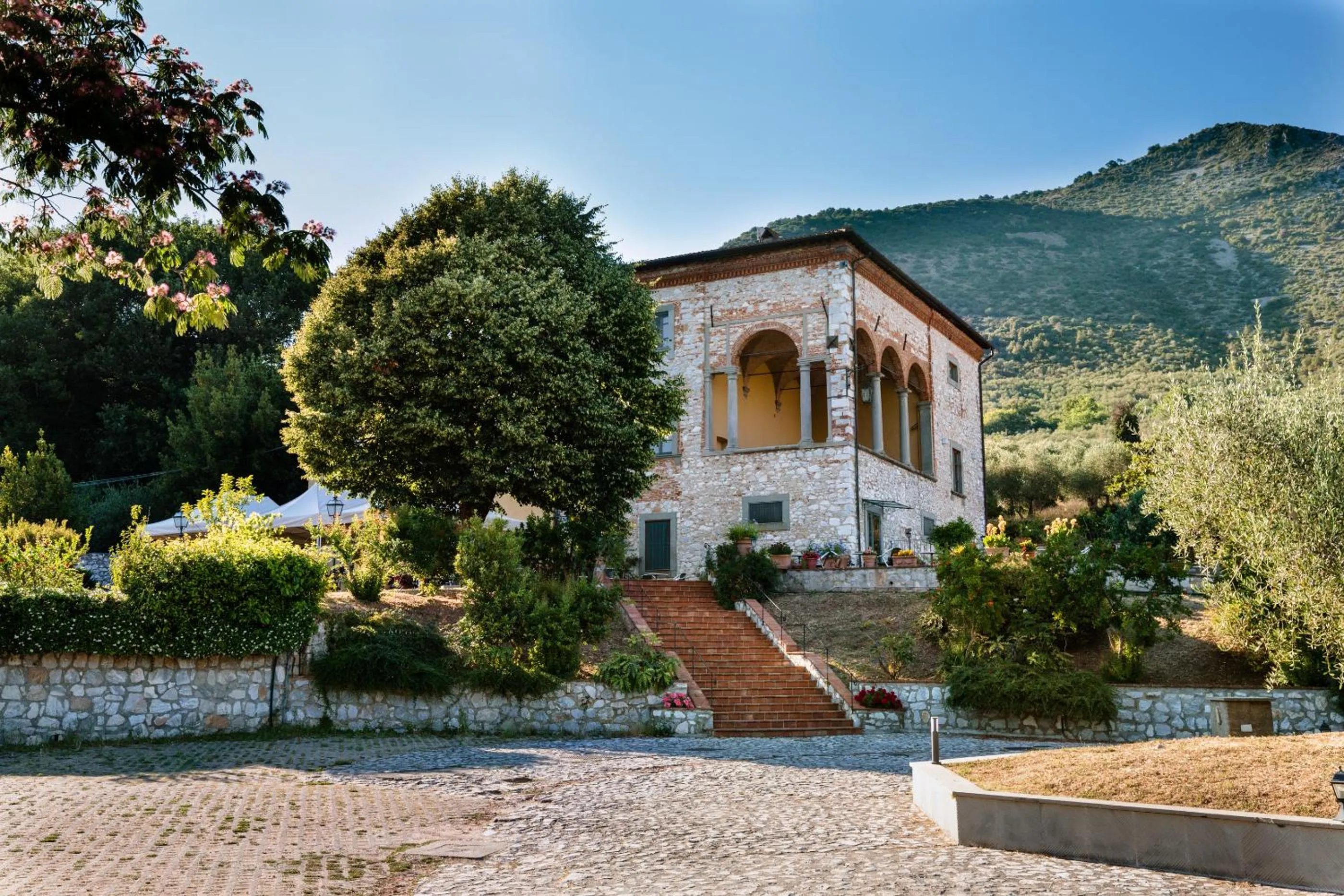 Property building in Hotel Villa Rinascimento