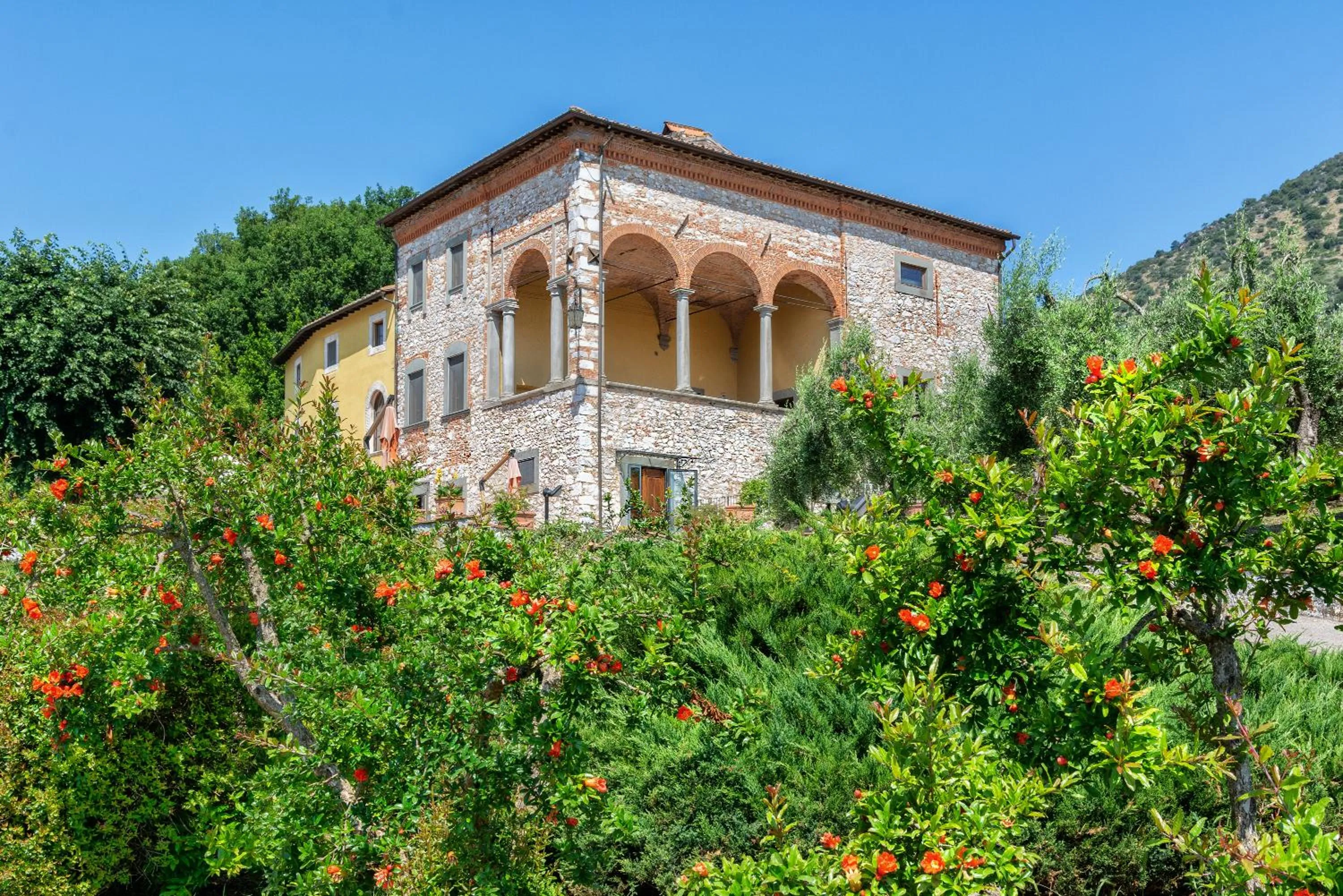 Property building in Hotel Villa Rinascimento