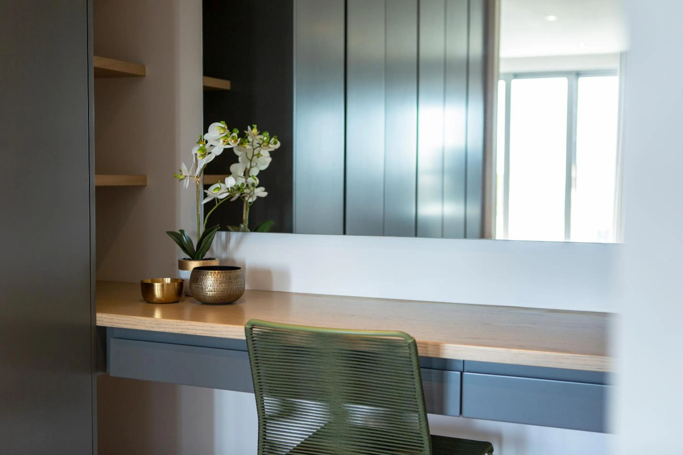 Living room in Elements Luxury Suites by Totalstay