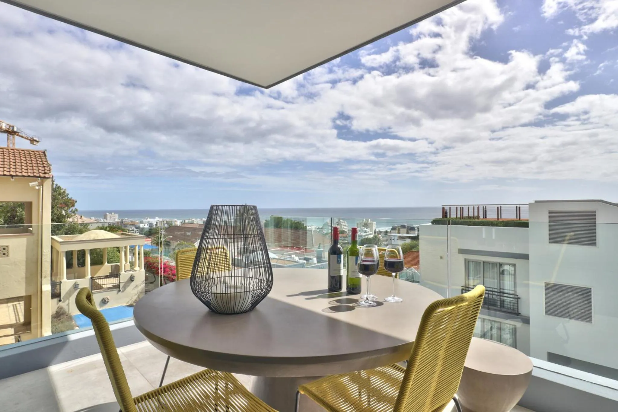 Balcony/Terrace in Elements Luxury Suites by Totalstay