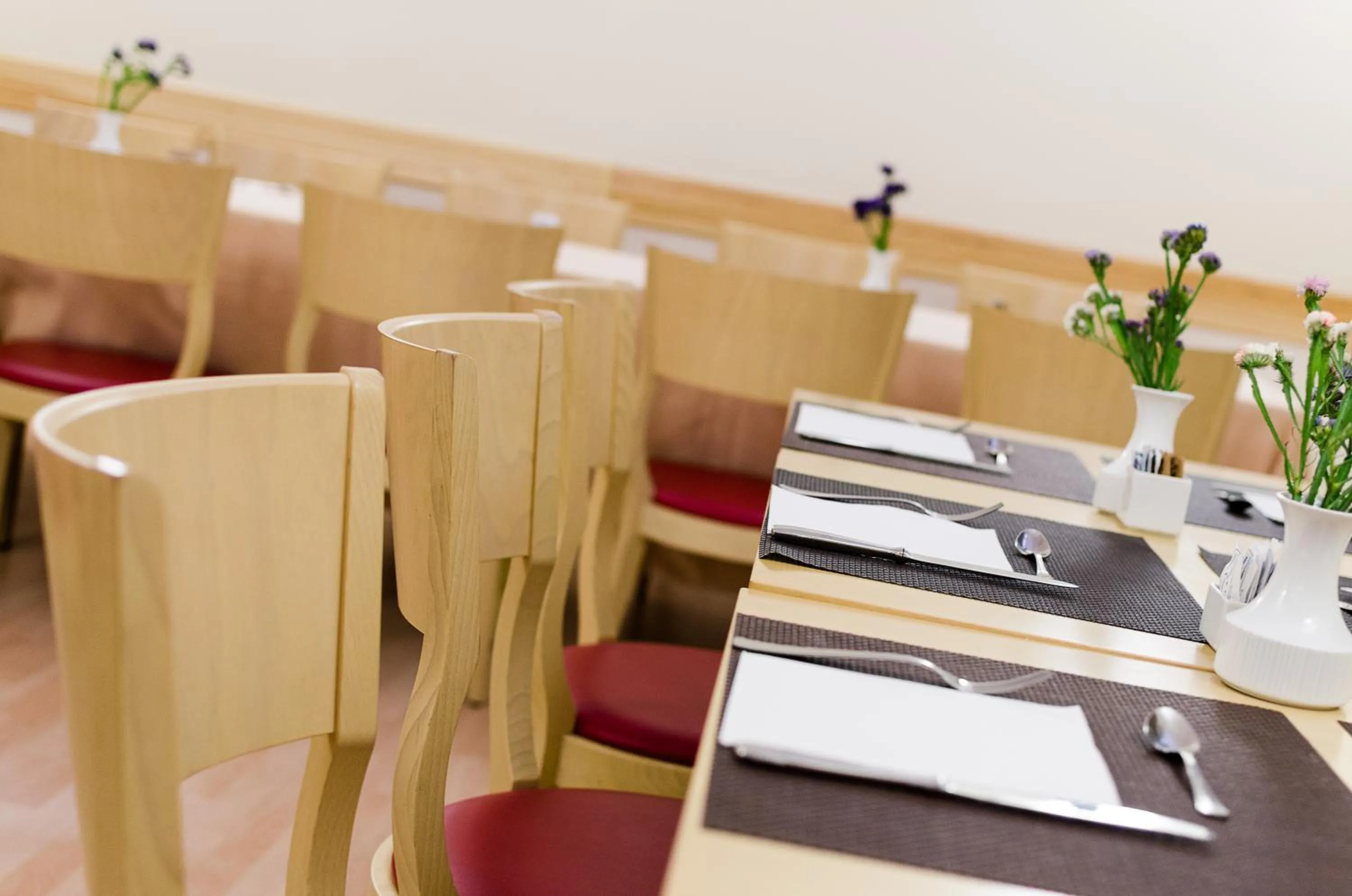 Restaurant/places to eat in Hotel Garibaldi