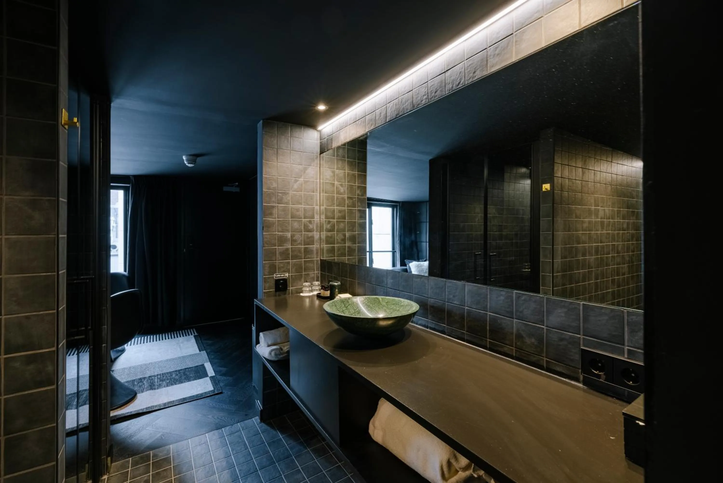 Bathroom in SUPPER Hotel