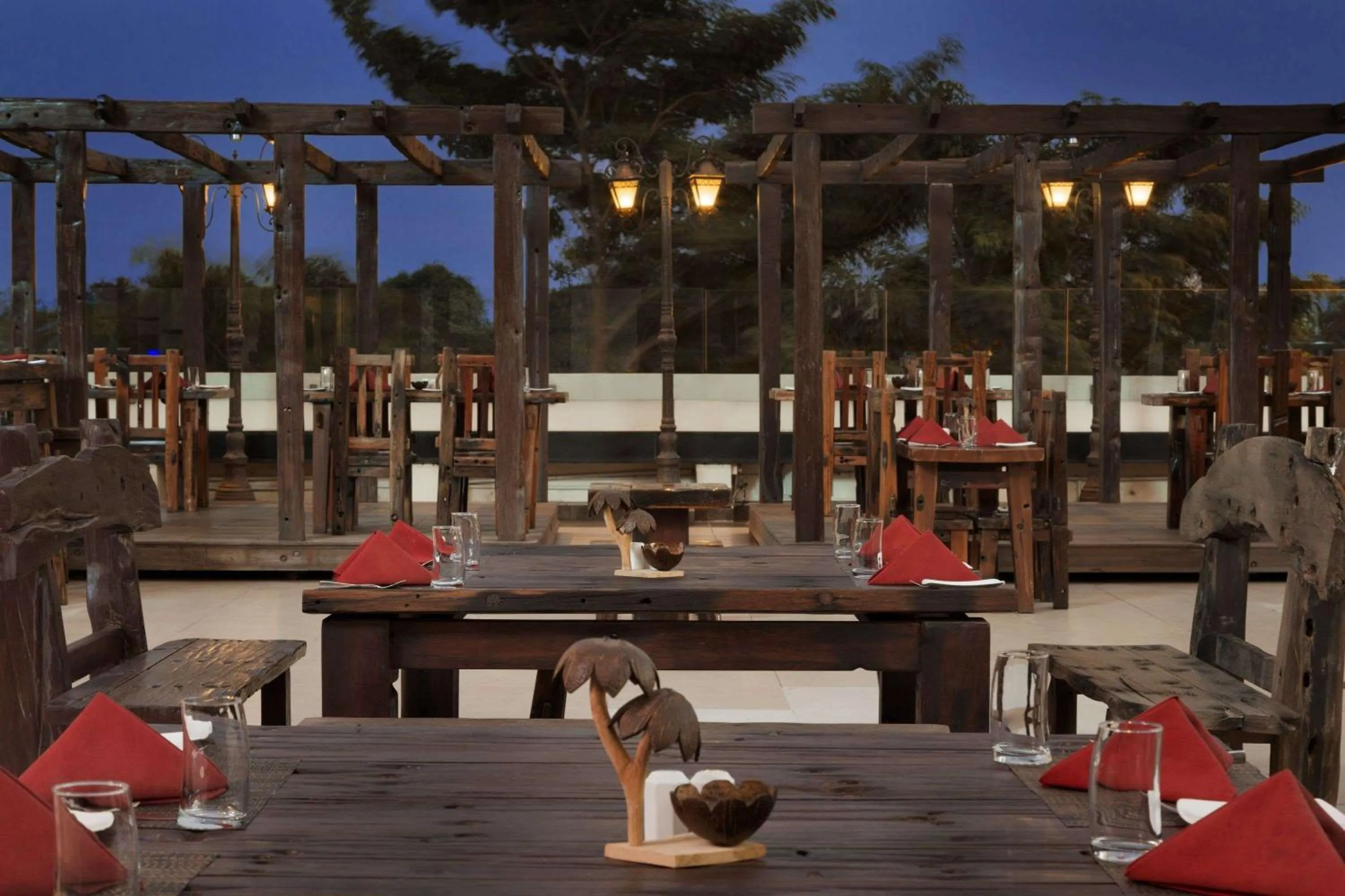 Restaurant/places to eat in Ramada by Wyndham Chennai Egmore