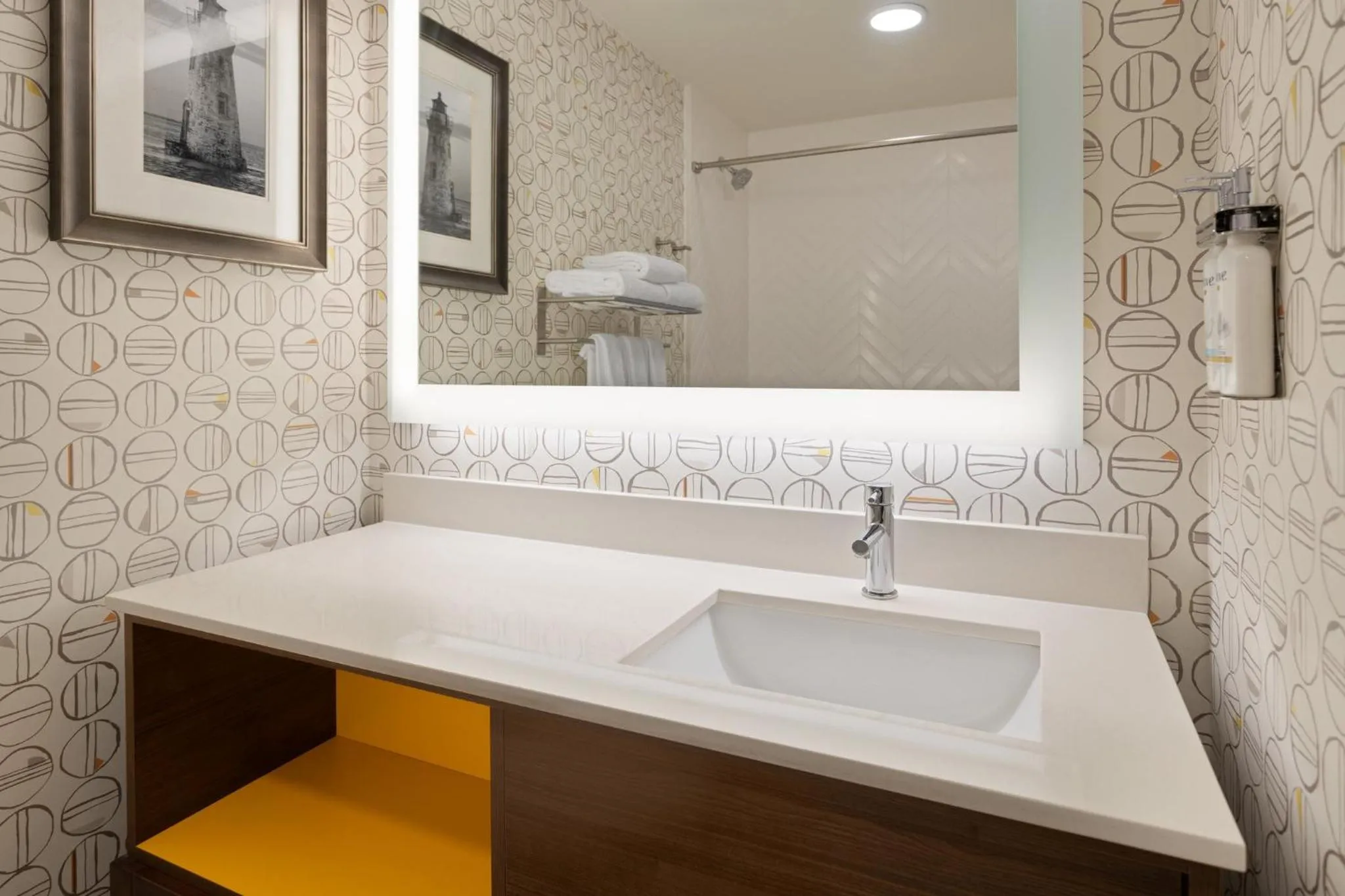Bathroom in Holiday Inn & Suites - Savannah Airport - Pooler by IHG