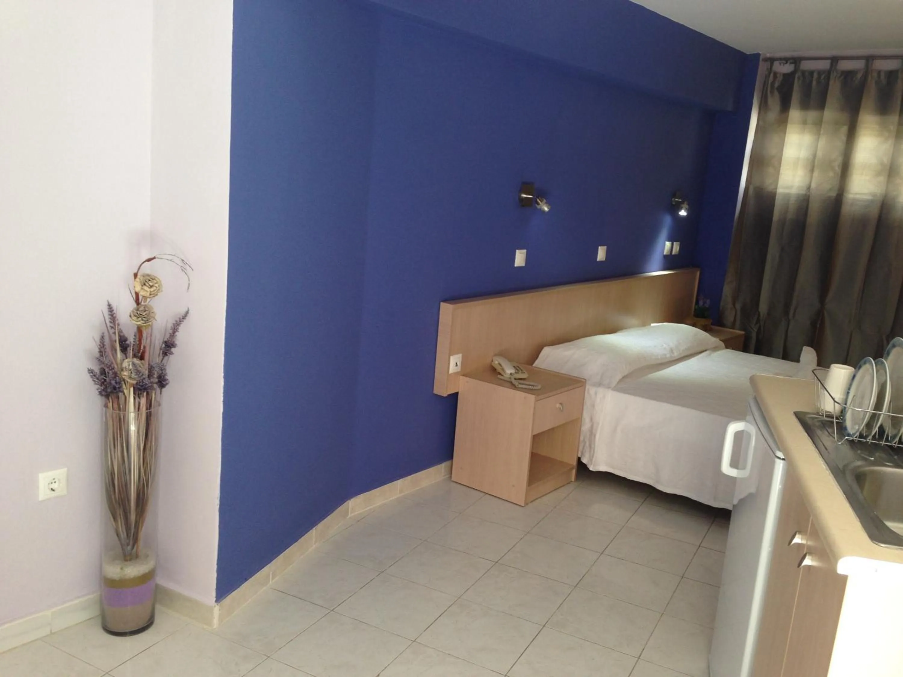 Photo of the whole room, Bed in Zefyros Hotel