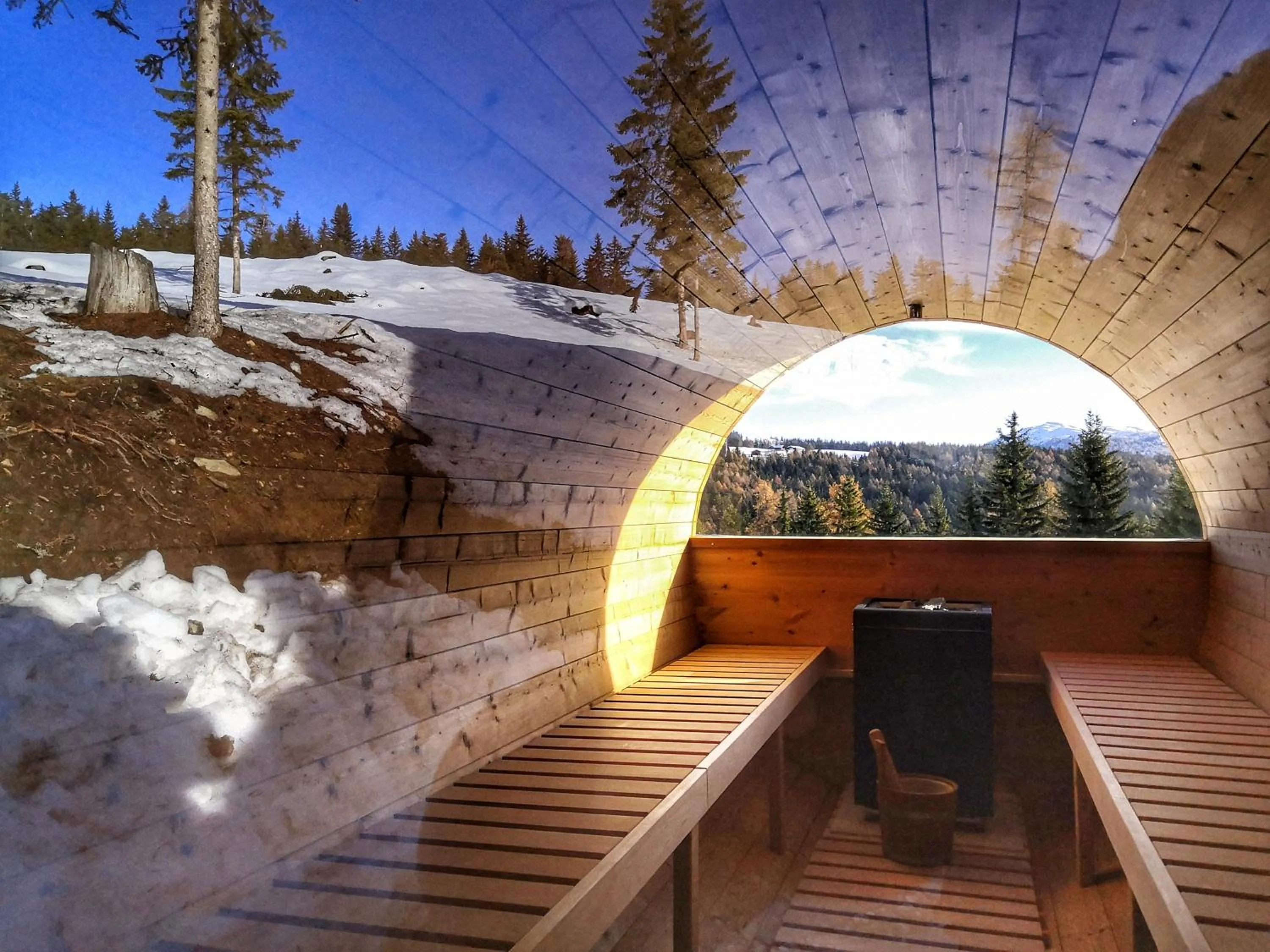 Winter in Oberhauser Hütte Rodenecker - Lüsner Alm