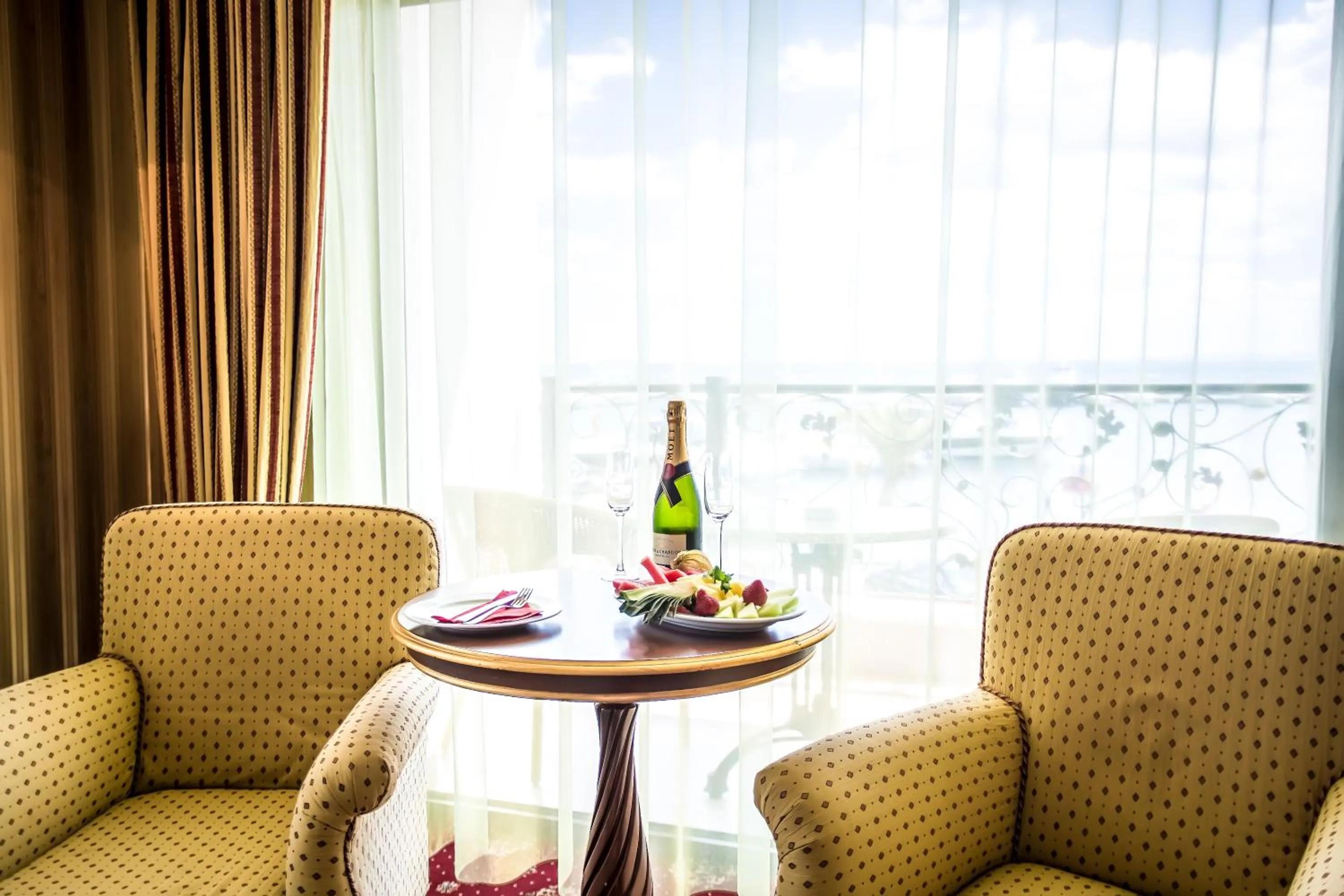 Photo of the whole room in Hotel Palace Marina Dinevi