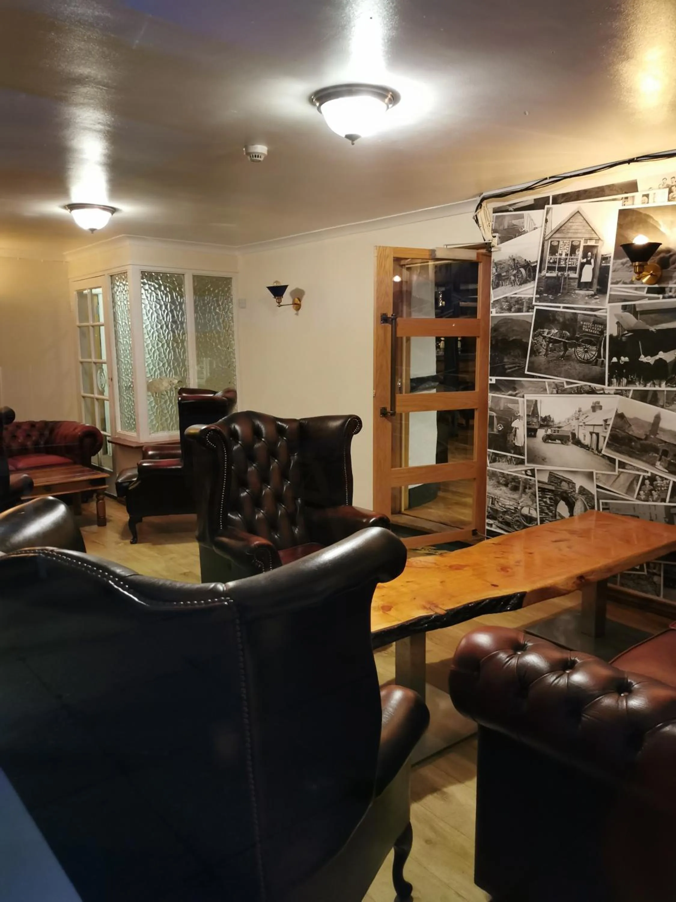 Lobby or reception in The Cornishman Inn